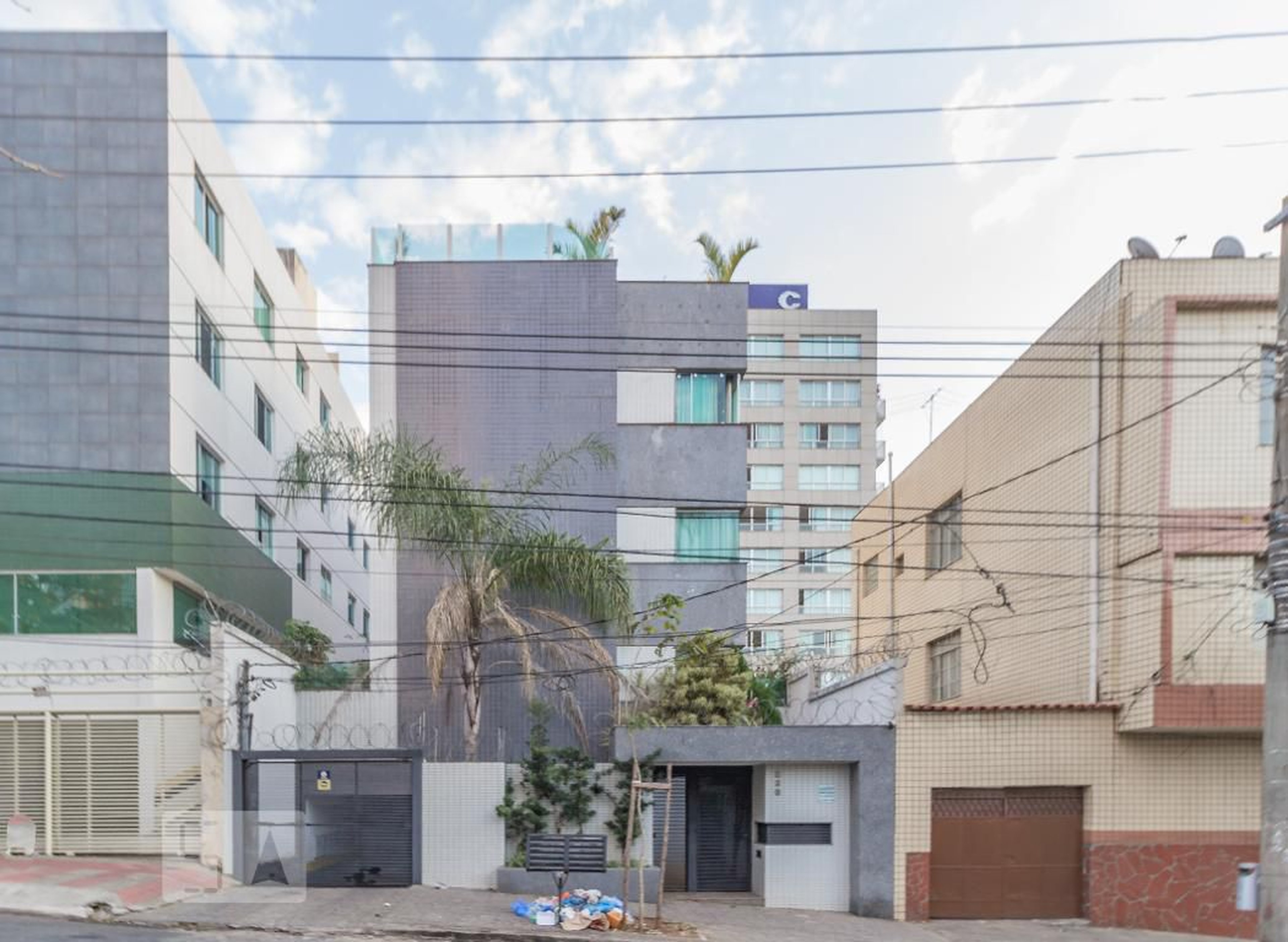 Fachada Condomínio em Rua Capivari, 230