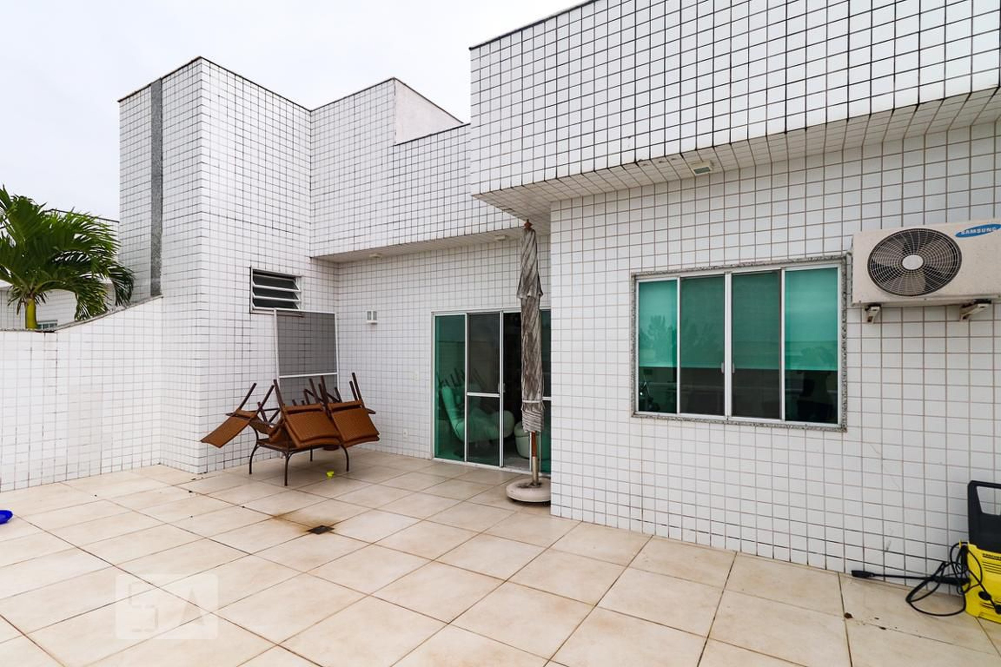 Área Externa Condomínio em Rua Arthur Possolo, 331