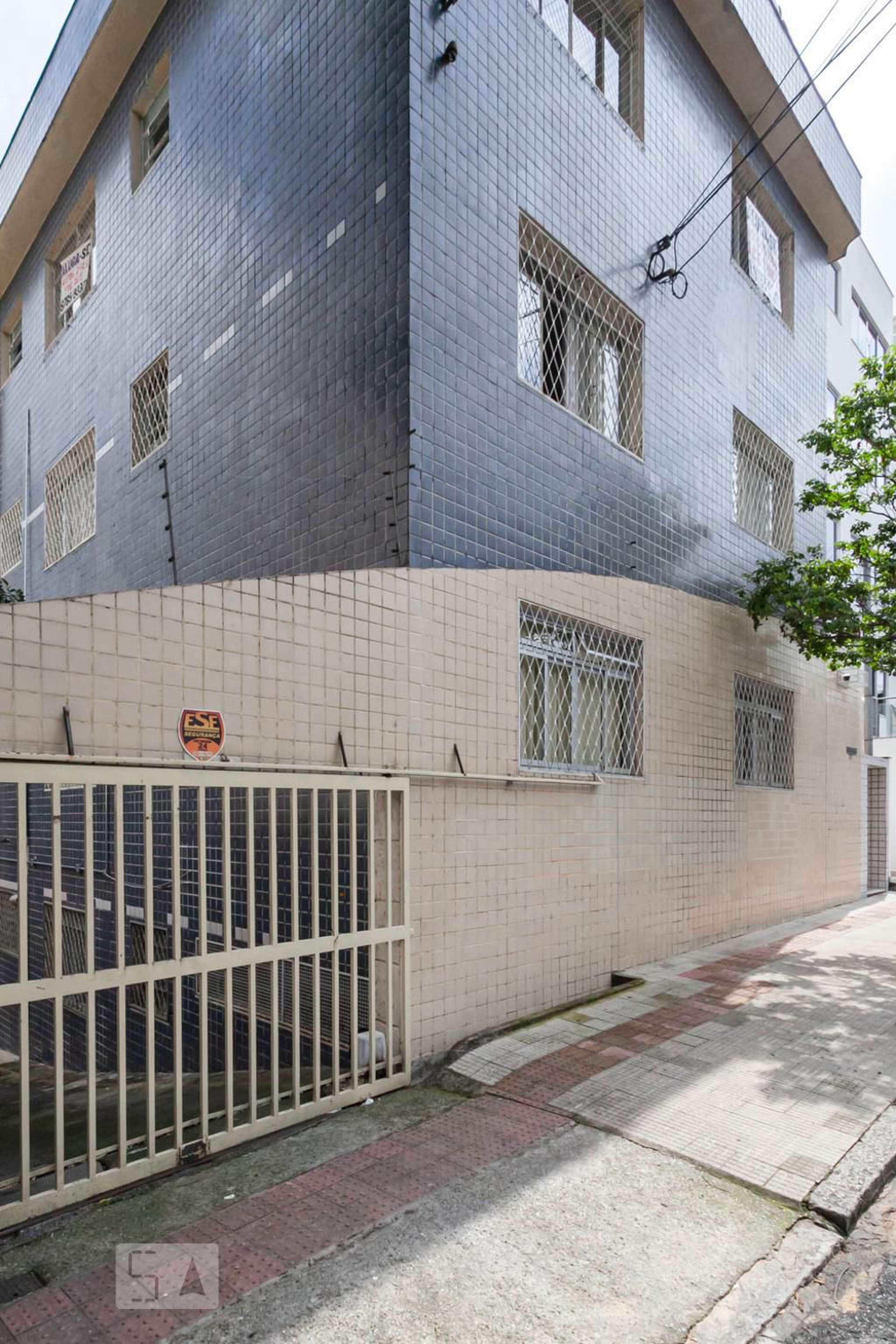 Fachada do Prédio Condomínio em Rua Juíz Costa Val, 157