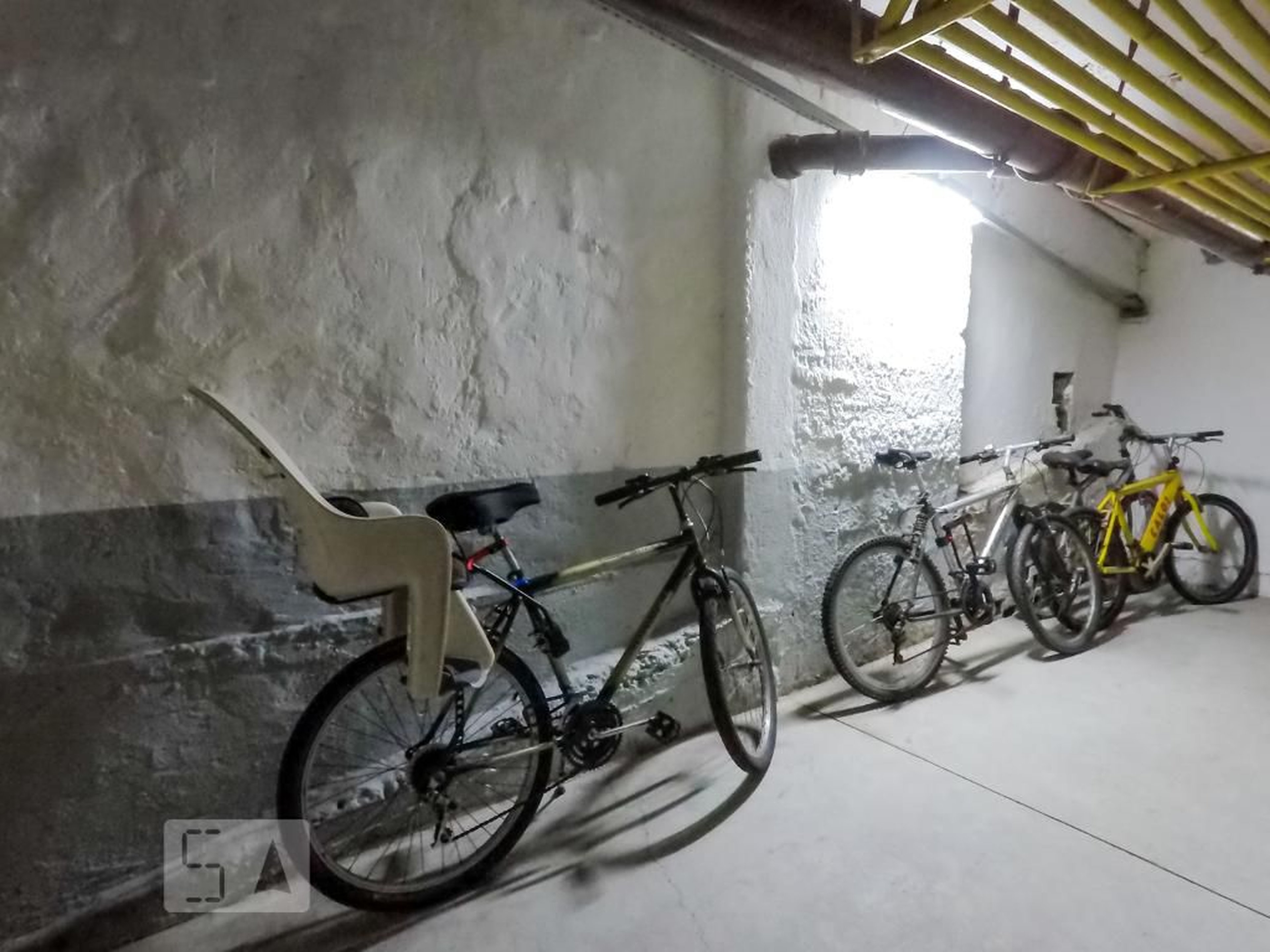 Bicicletario - Débora Cristina