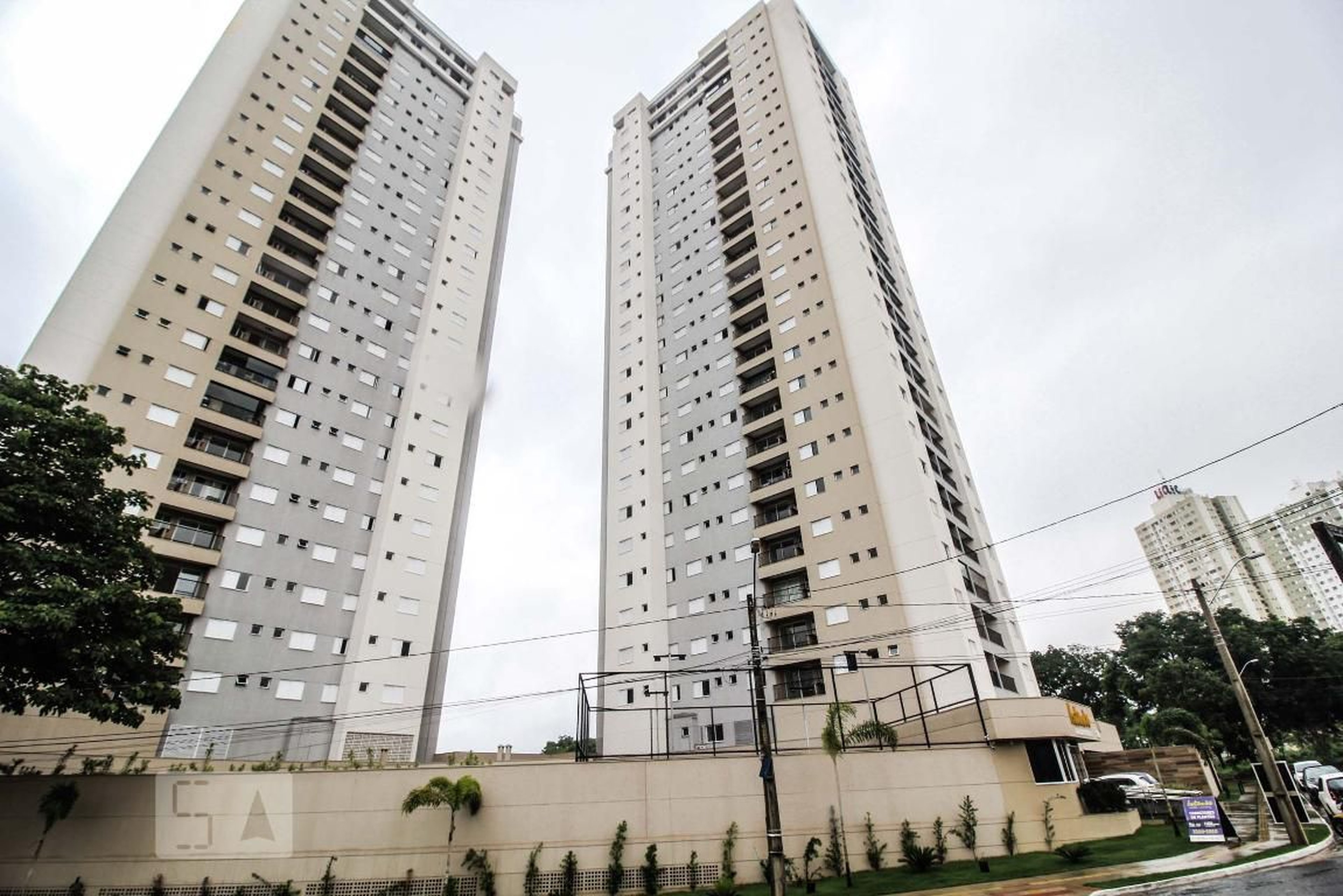 Fachada do Condomínio Condomínio Intense Parque Cascavel