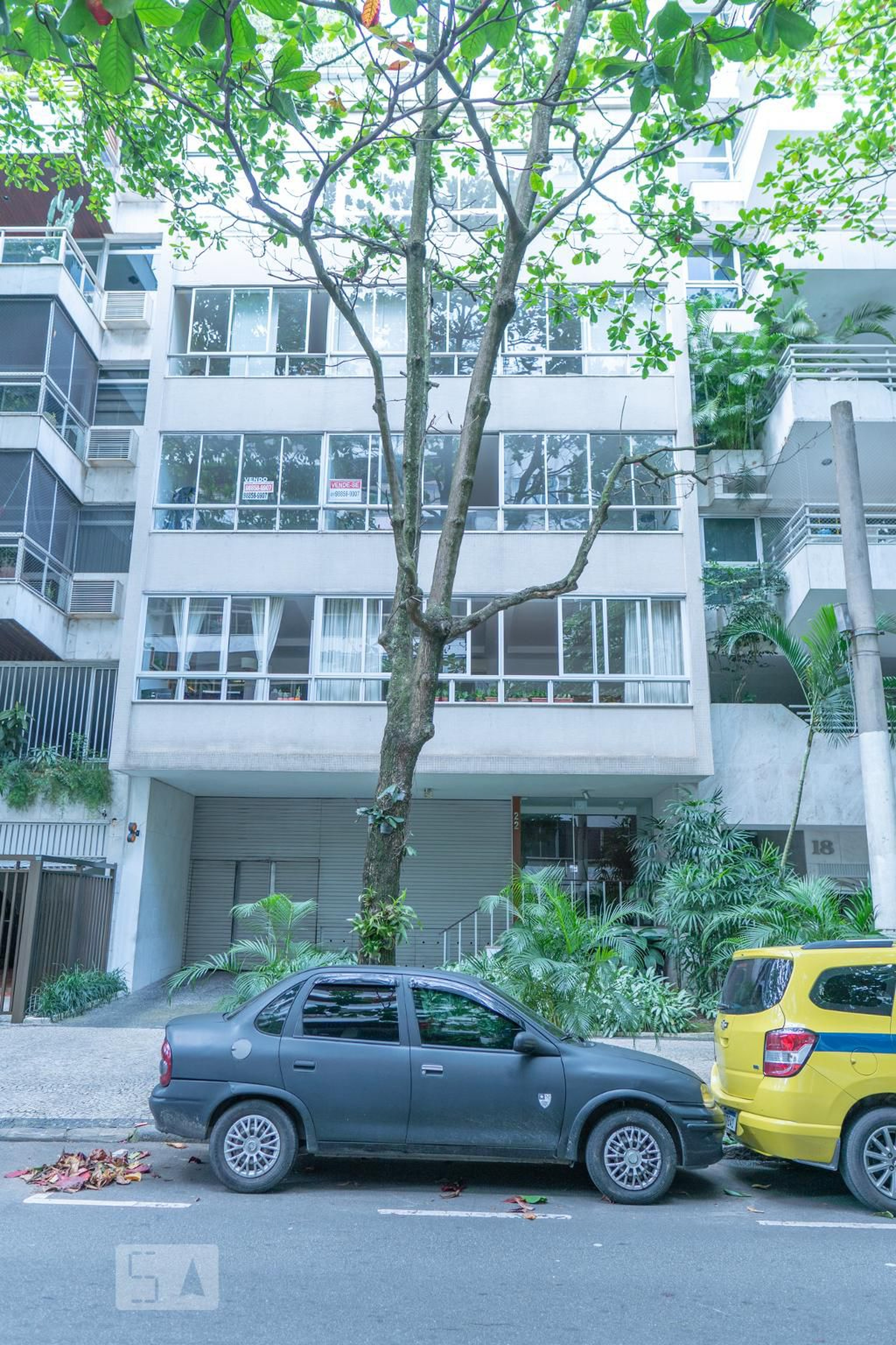 Fachada Condomínio em Rua Barão de Jaguaripe, 22