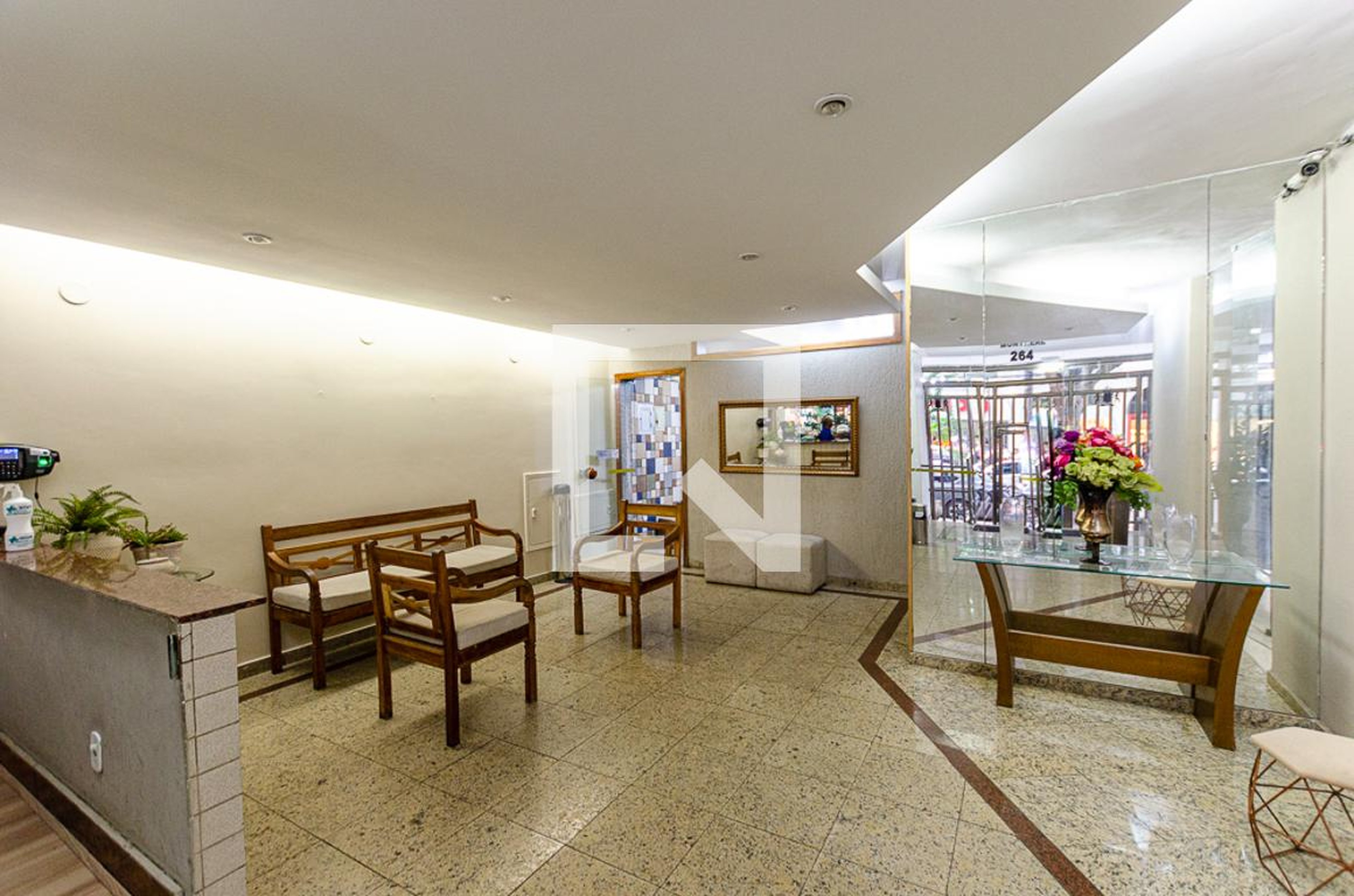 Hall de entrada - Montreal Montsouri