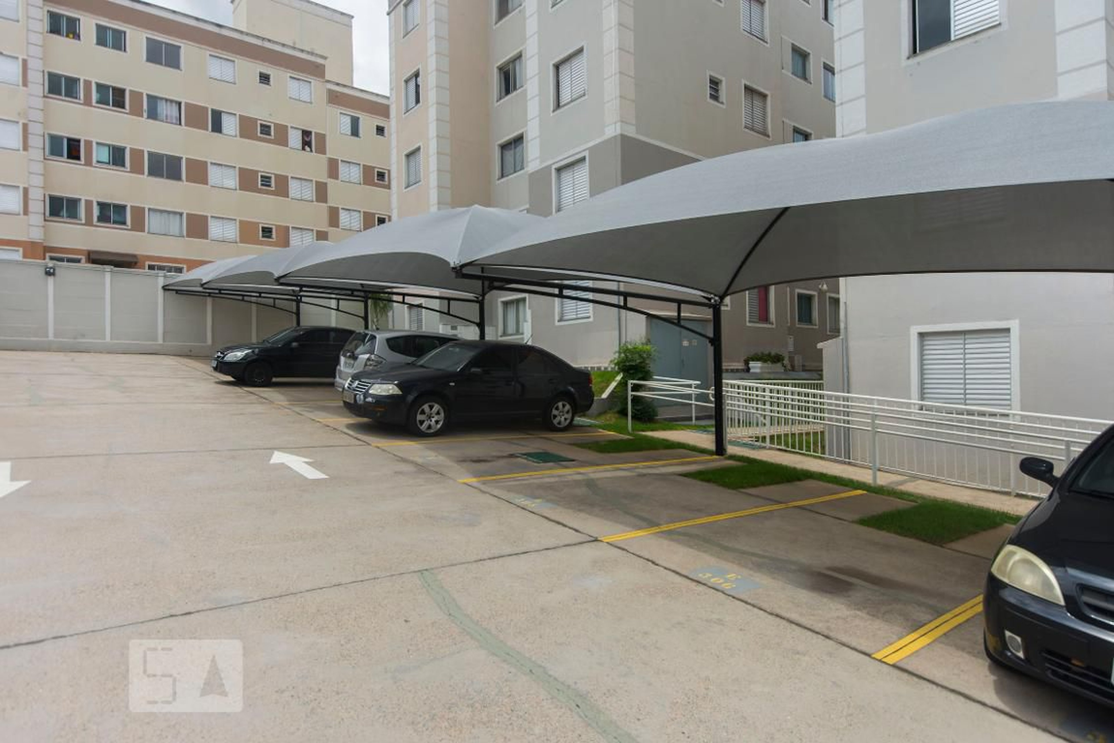 Estacionamento - Aguas da Serra