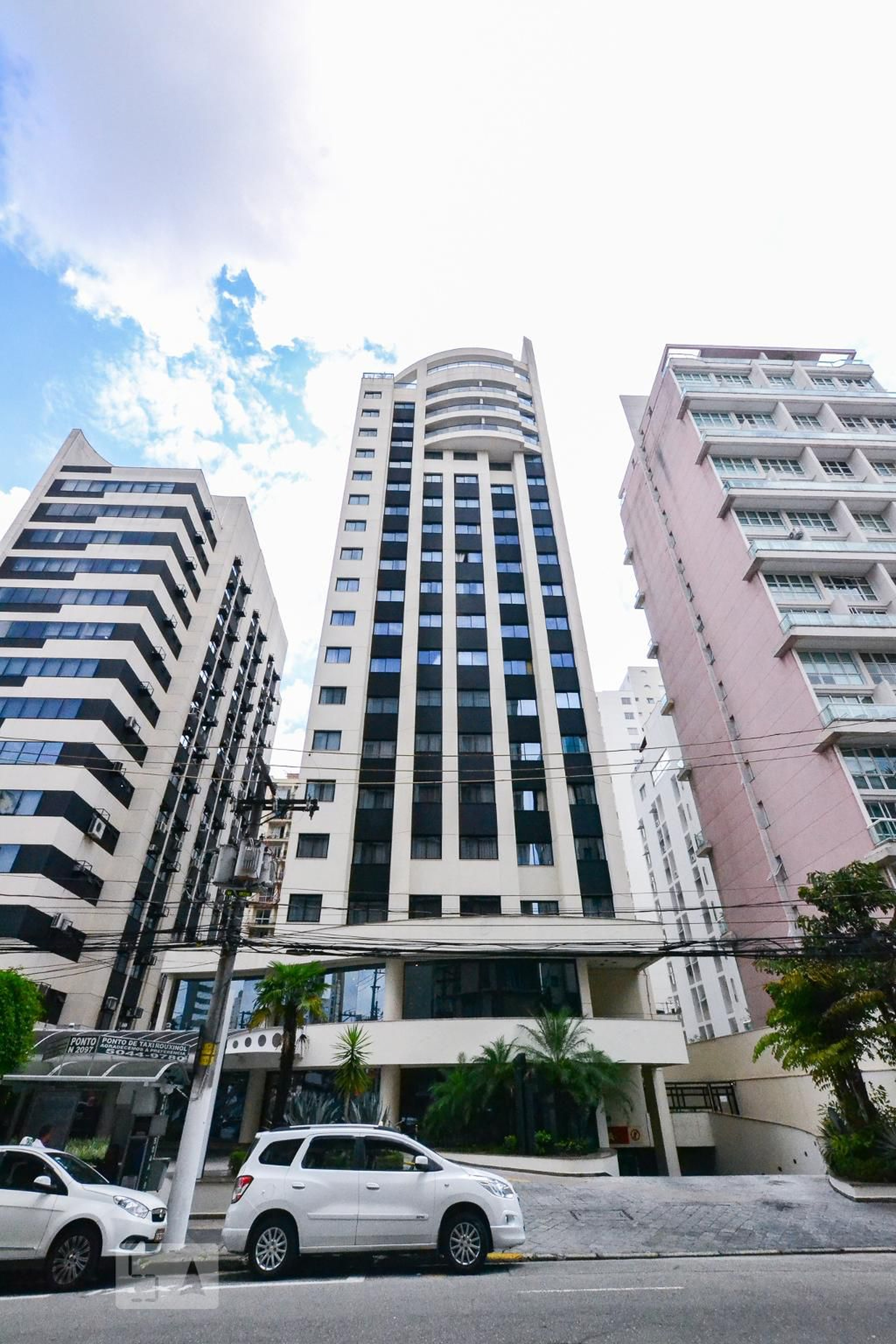 Fachada Condomínio Slaviero Hotels