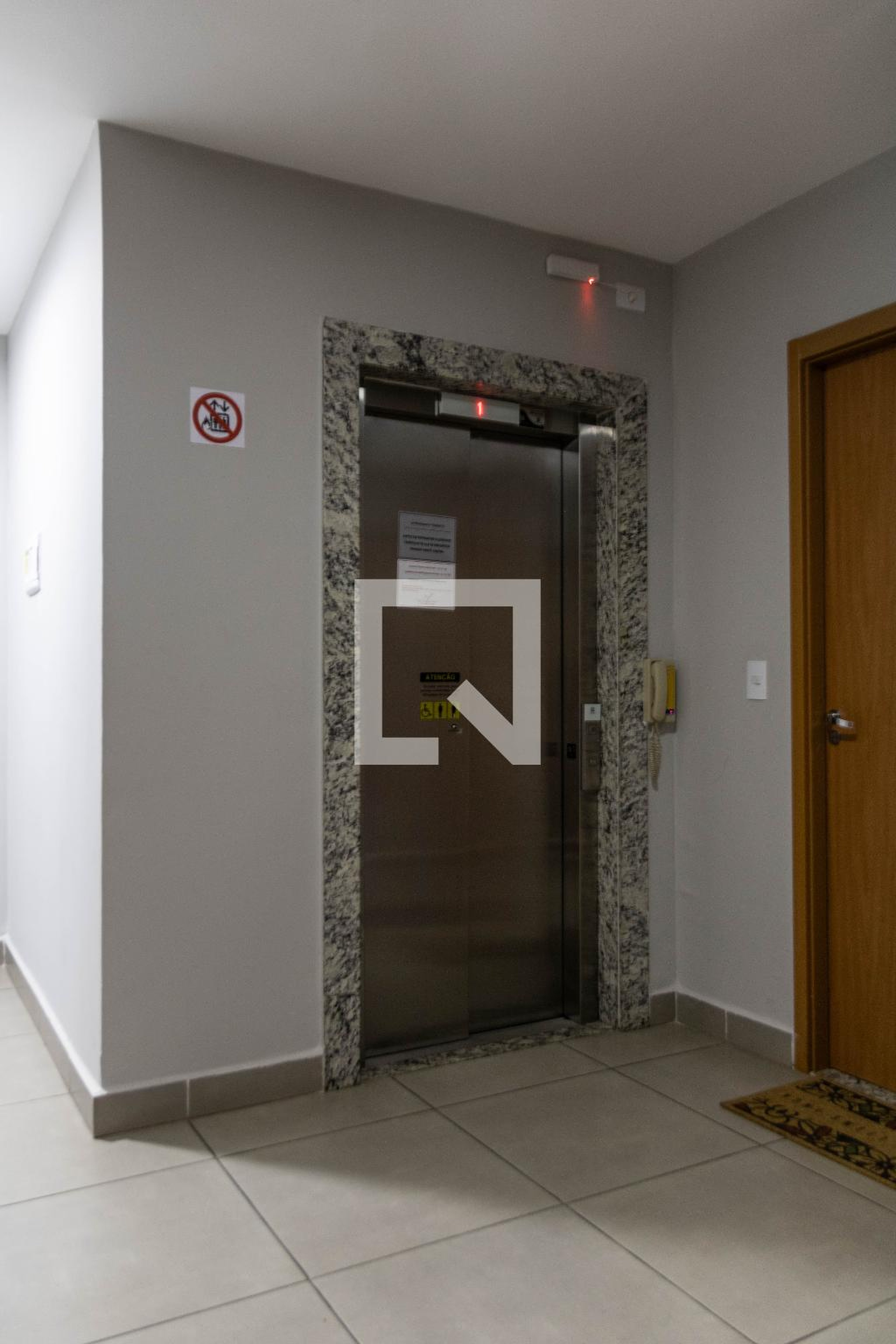 Hall de entrada - Residencial Cambridge