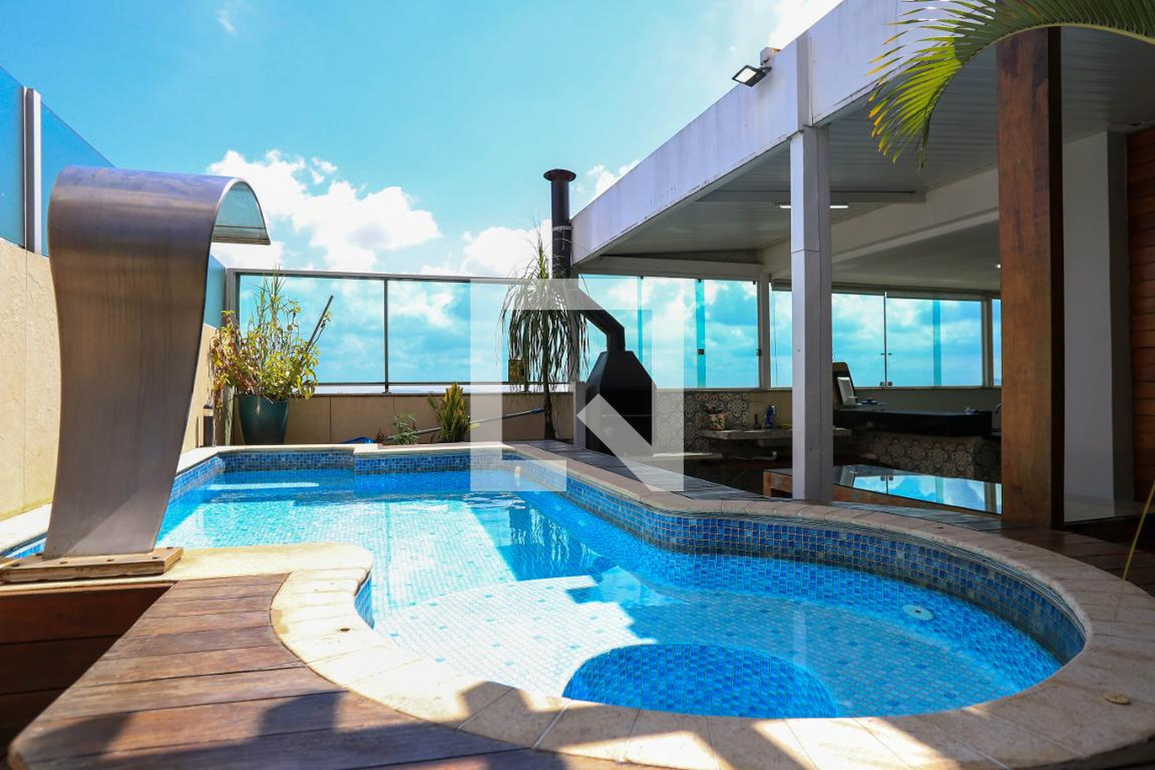 Piscina - Edifício Residencial São Lucas