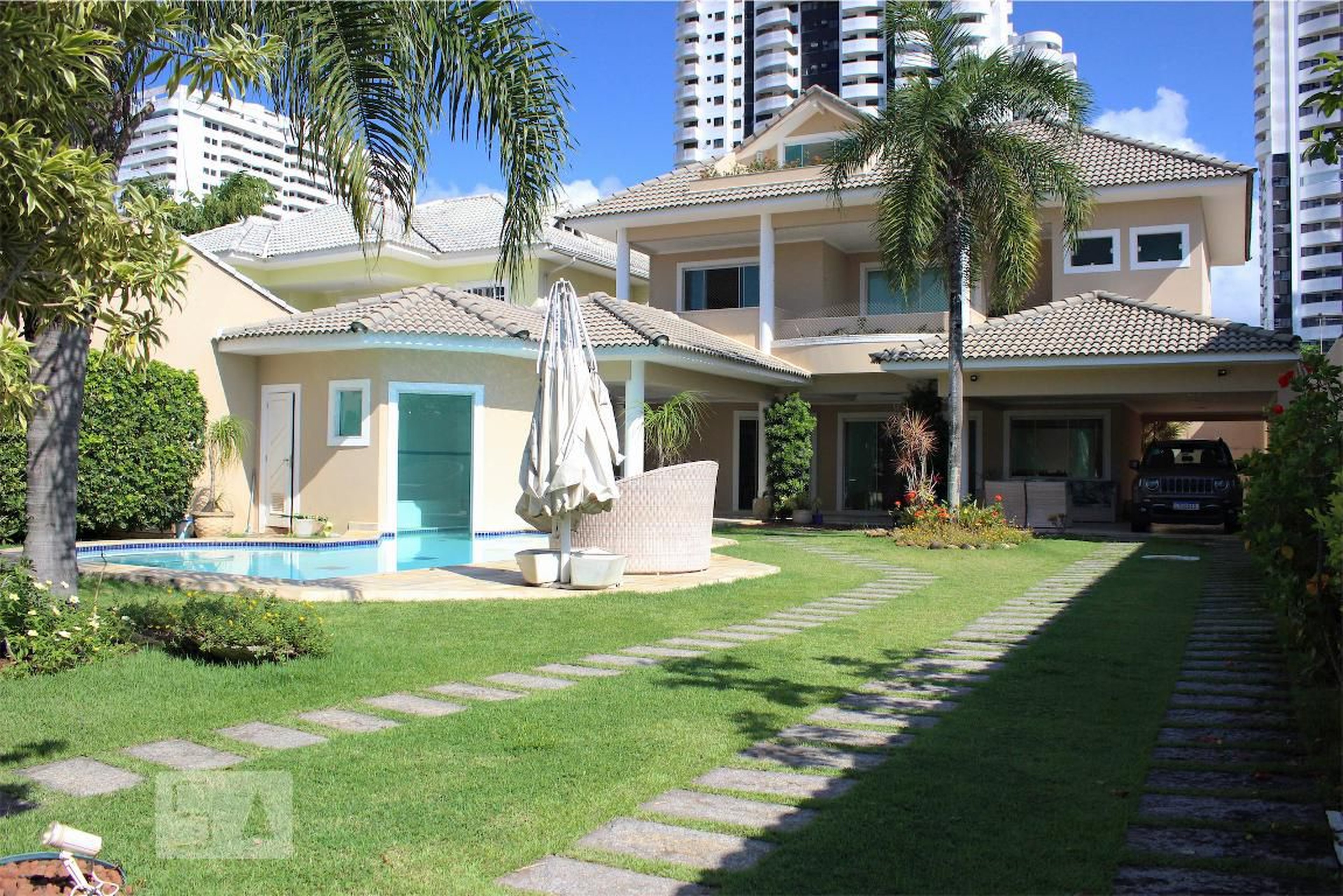 Fachada Condomínio em Rua Jorge Angel Livraga, 85