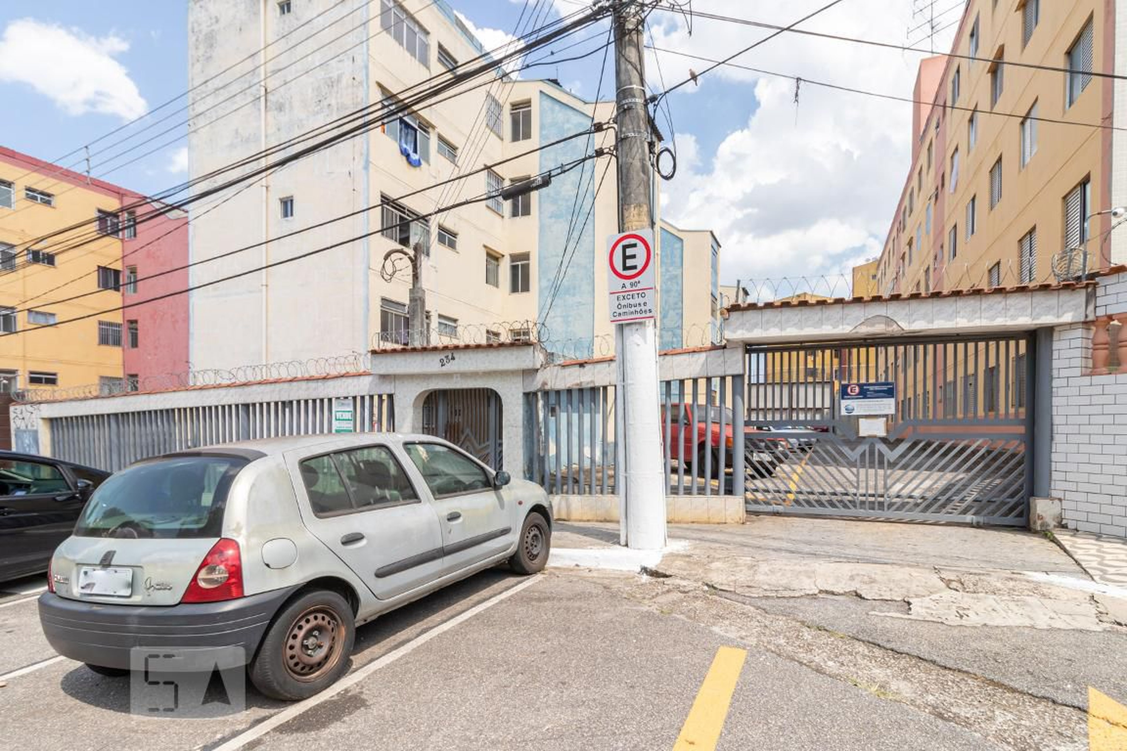 Fachada do Condomínio Condomínio São Calixto III