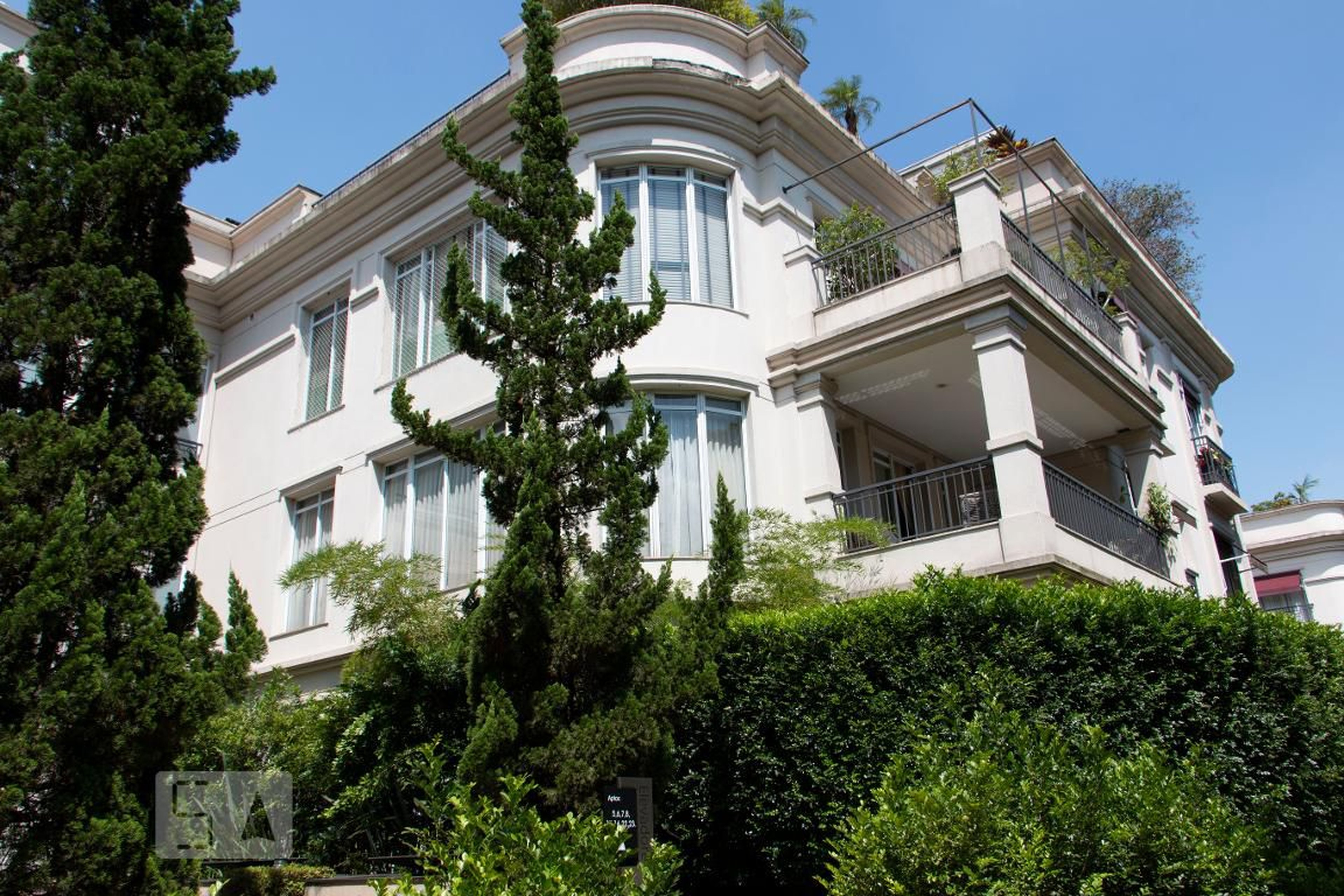 Fachada Condomínio Sonata Alto de Pinheiros