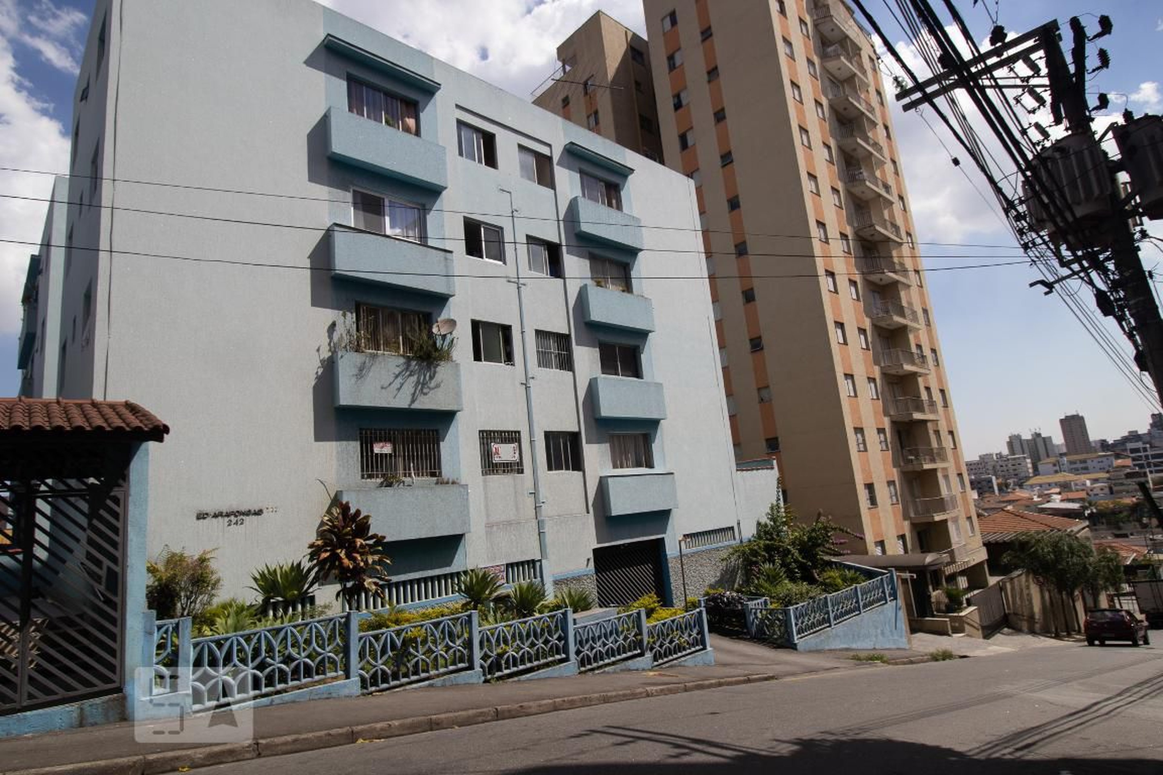 Fachada do Prédio Condomínio Arapongas