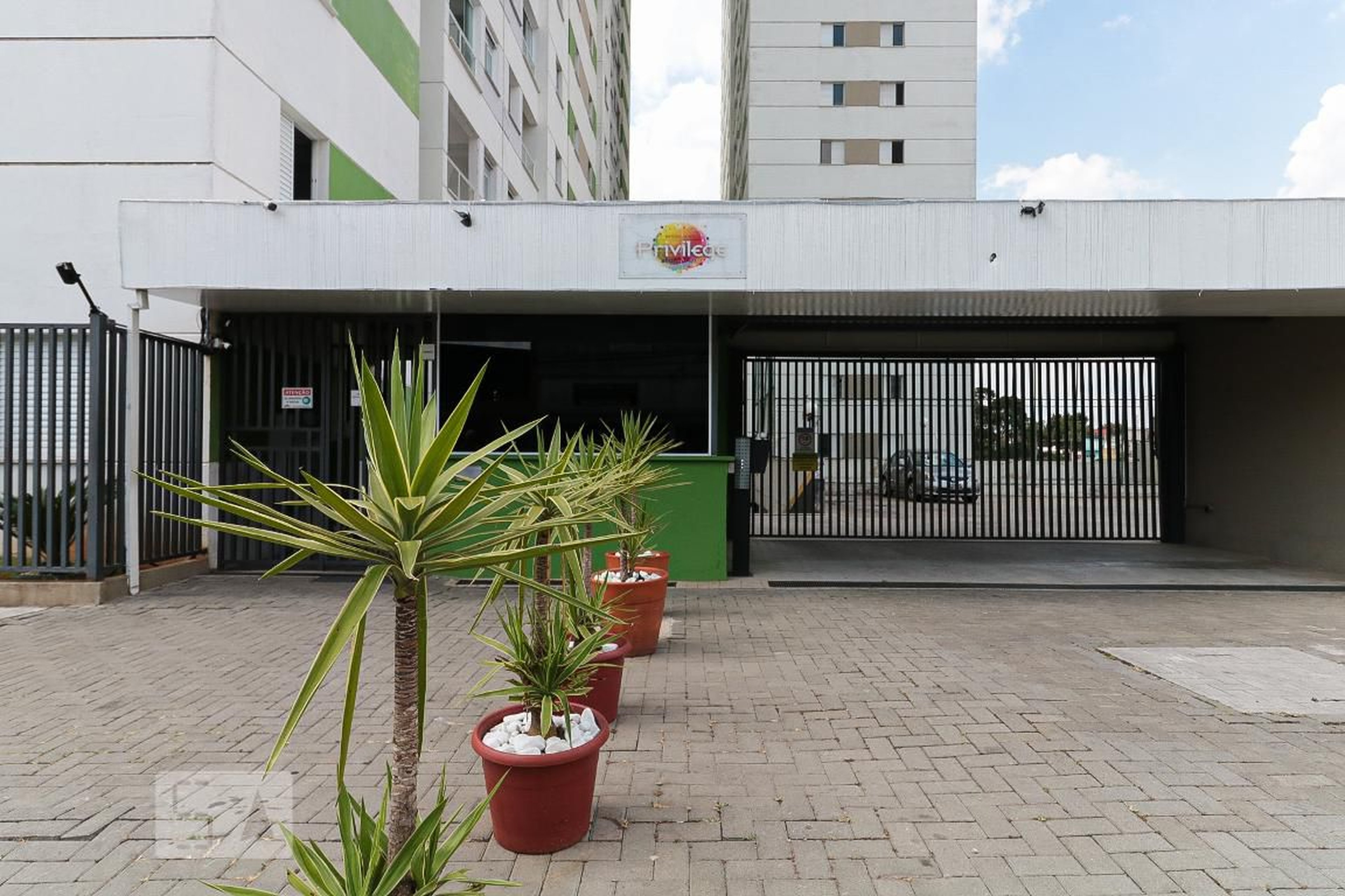 Fachada do Condomínio Condomínio Privilege