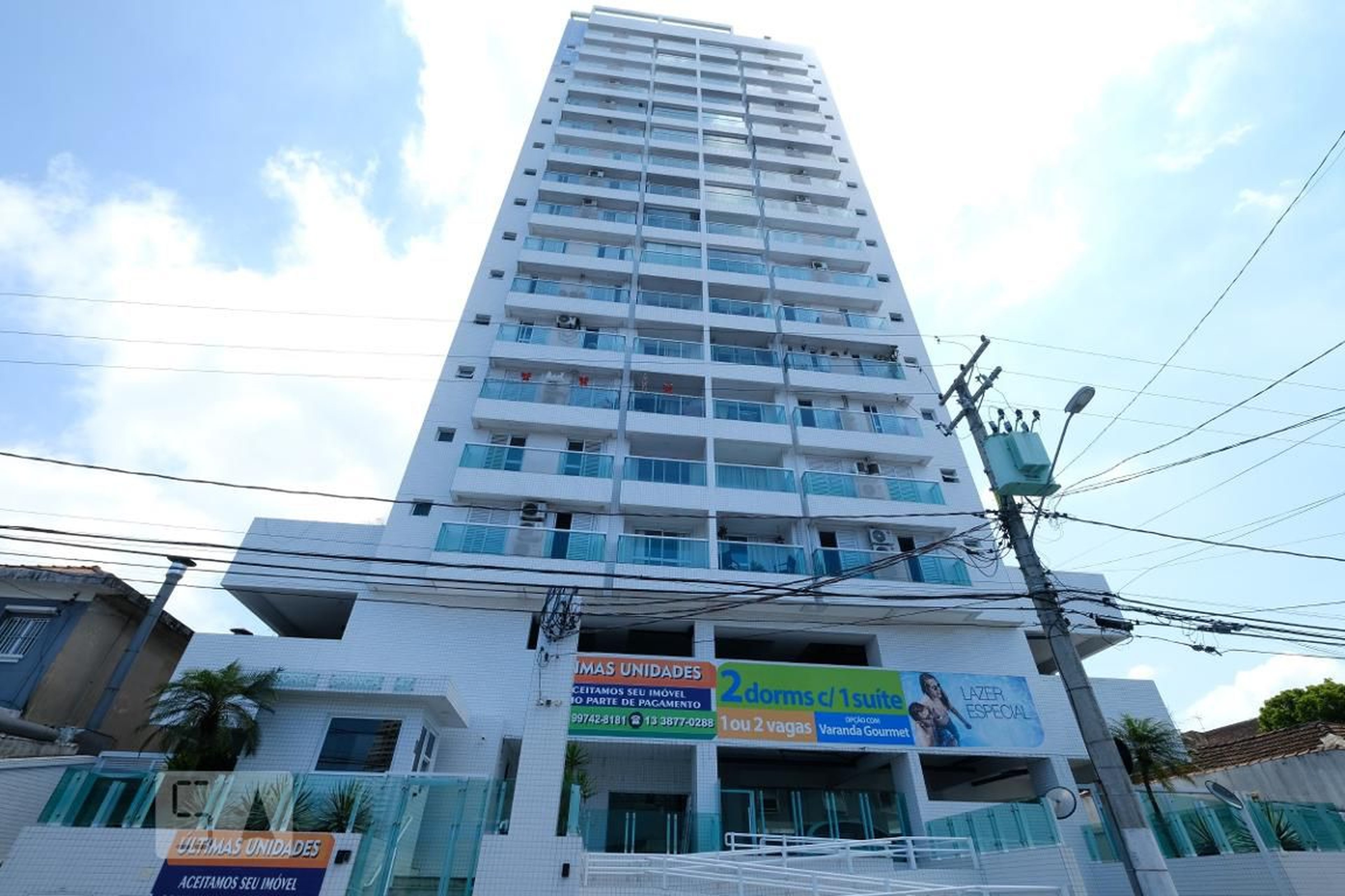 Fachada Condomínio Torre Branca