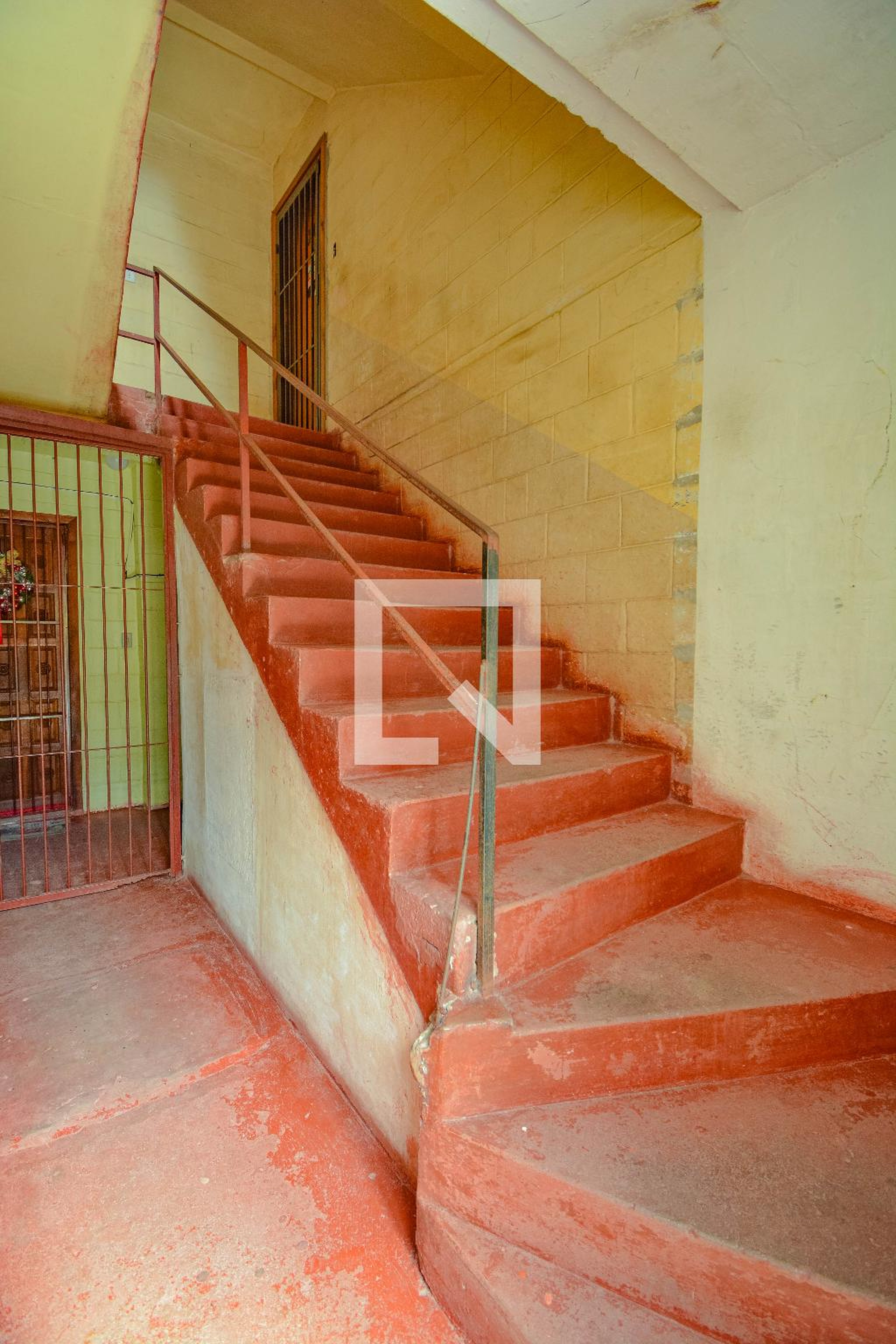 Hall Condomínio em Rua Carlos Alberto Lauermann Nunes, 285