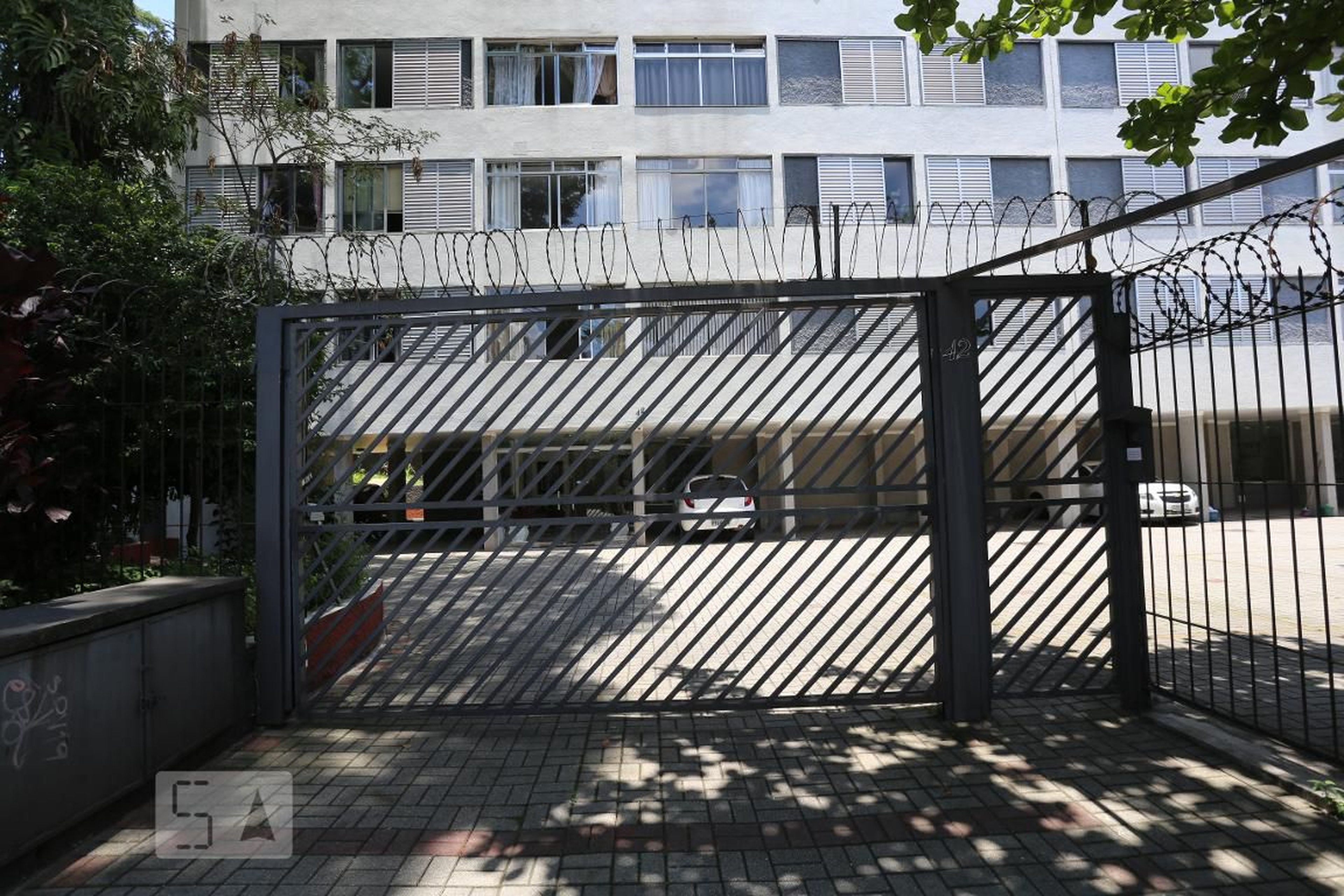 Fachada do Condomínio Condomínio Conjunto Residencial Solares C