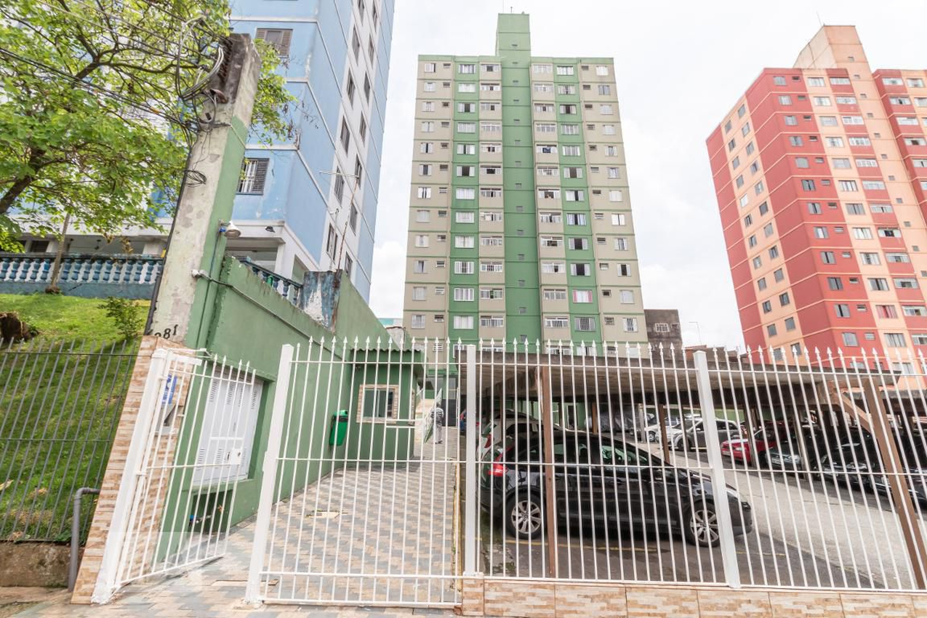 Fachada do Condomínio Condomínio Conjunto Bem-Te-Vis