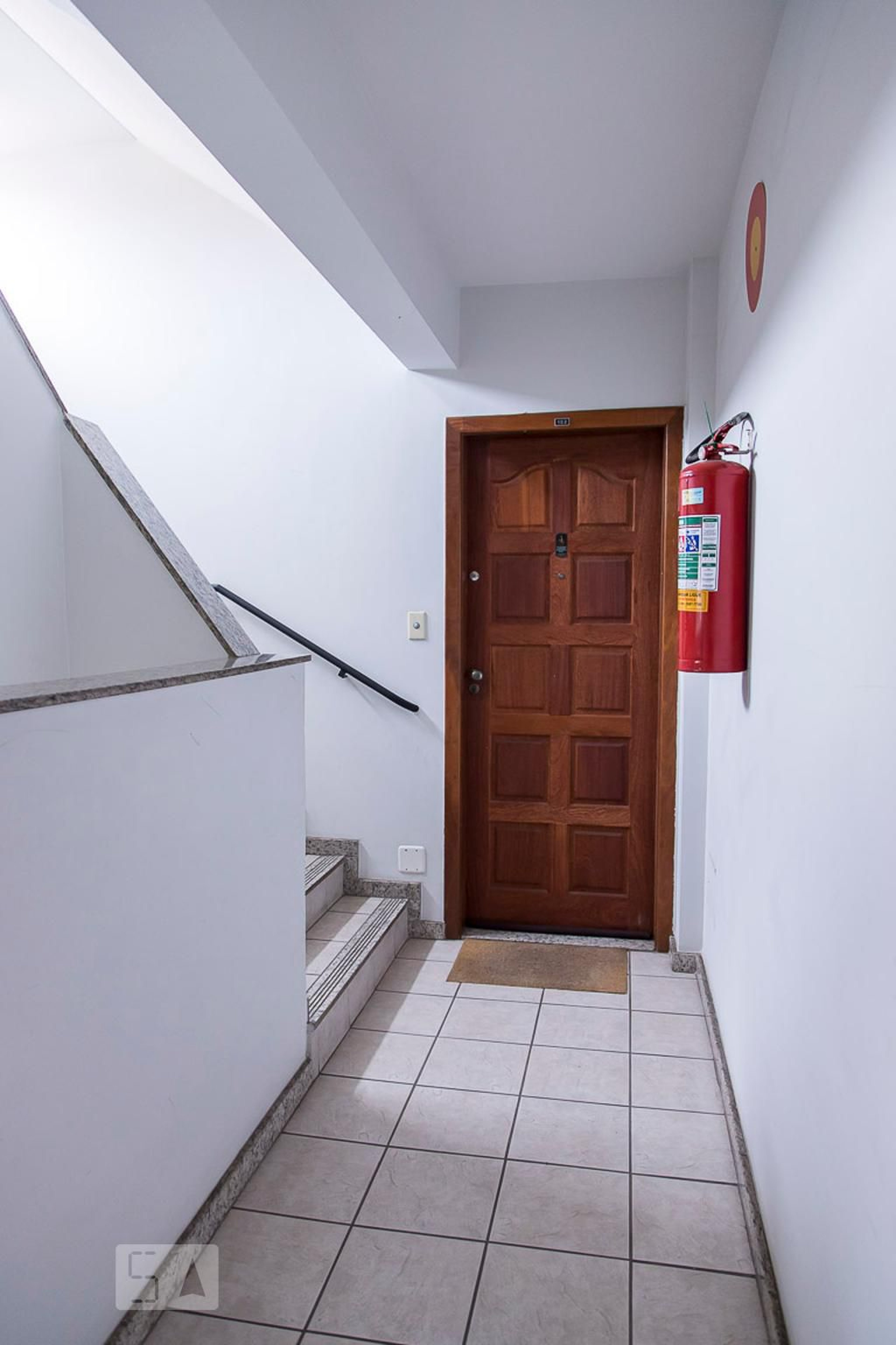 Hall de Entrada - Dina Magalhães