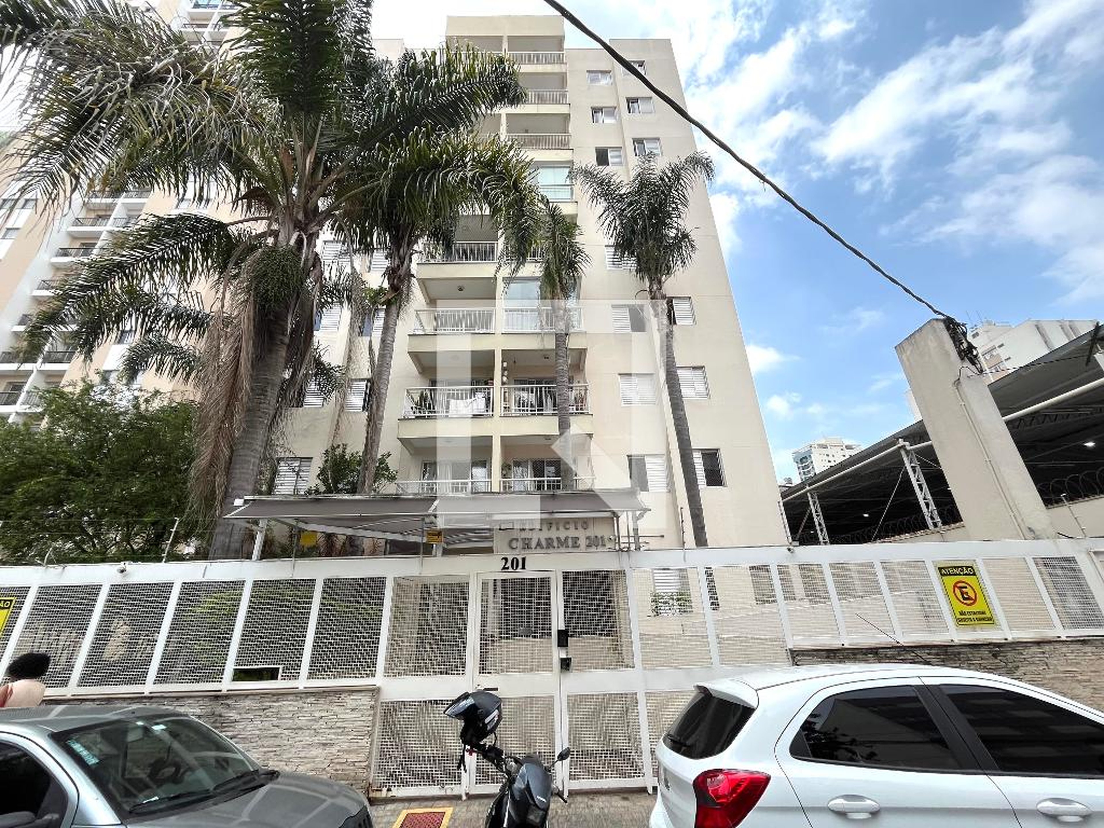 Fachada Condomínio Charme