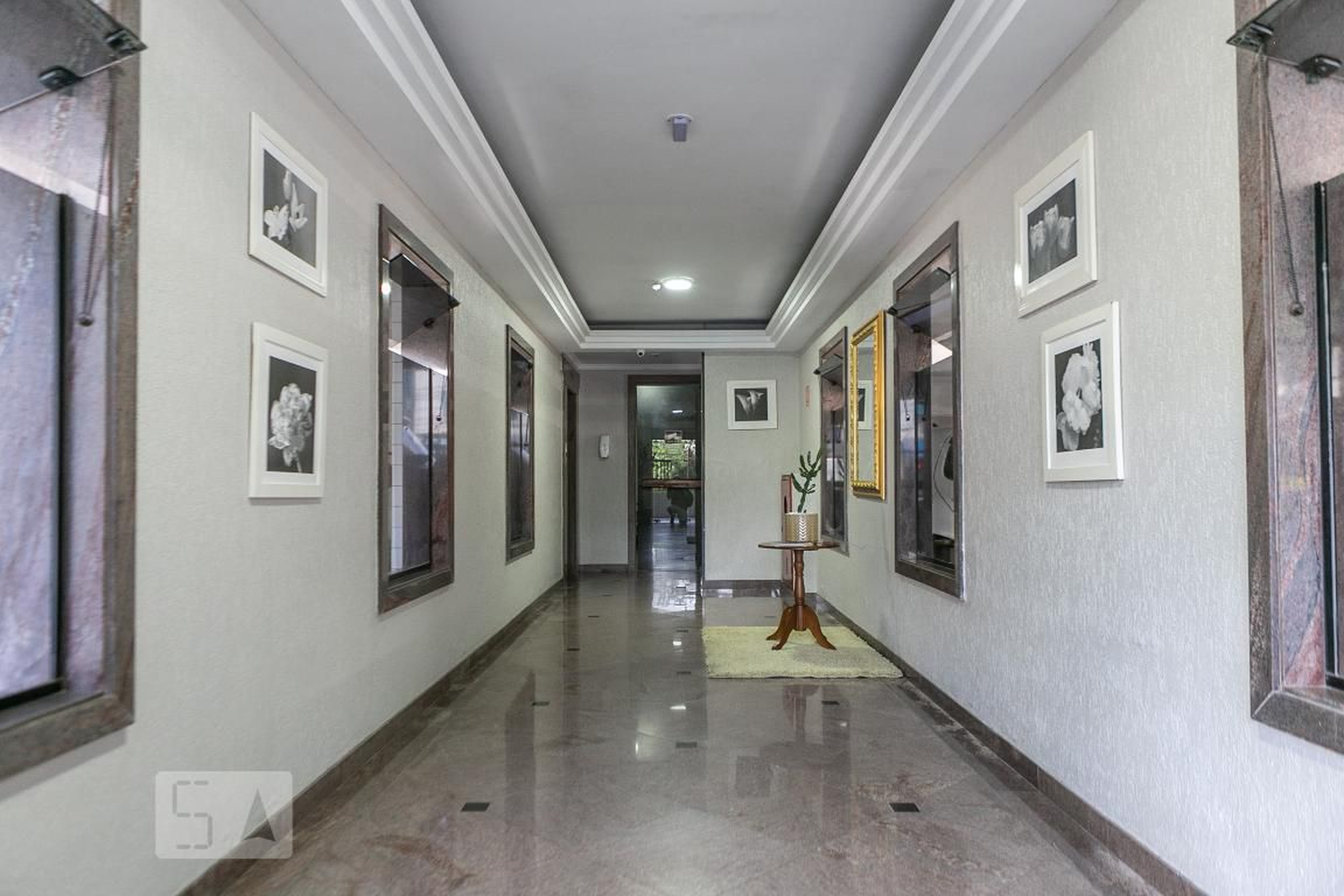 Hall de entrada - Exuberance