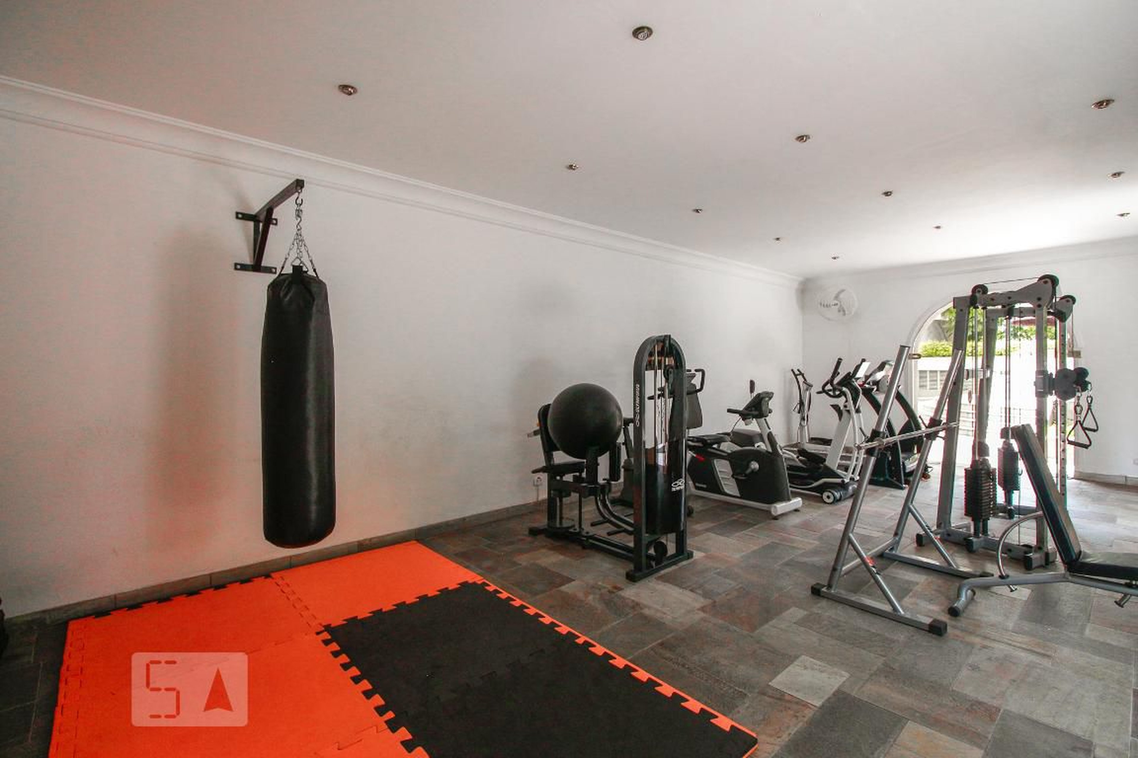 Academia - Lar Monte Serrat