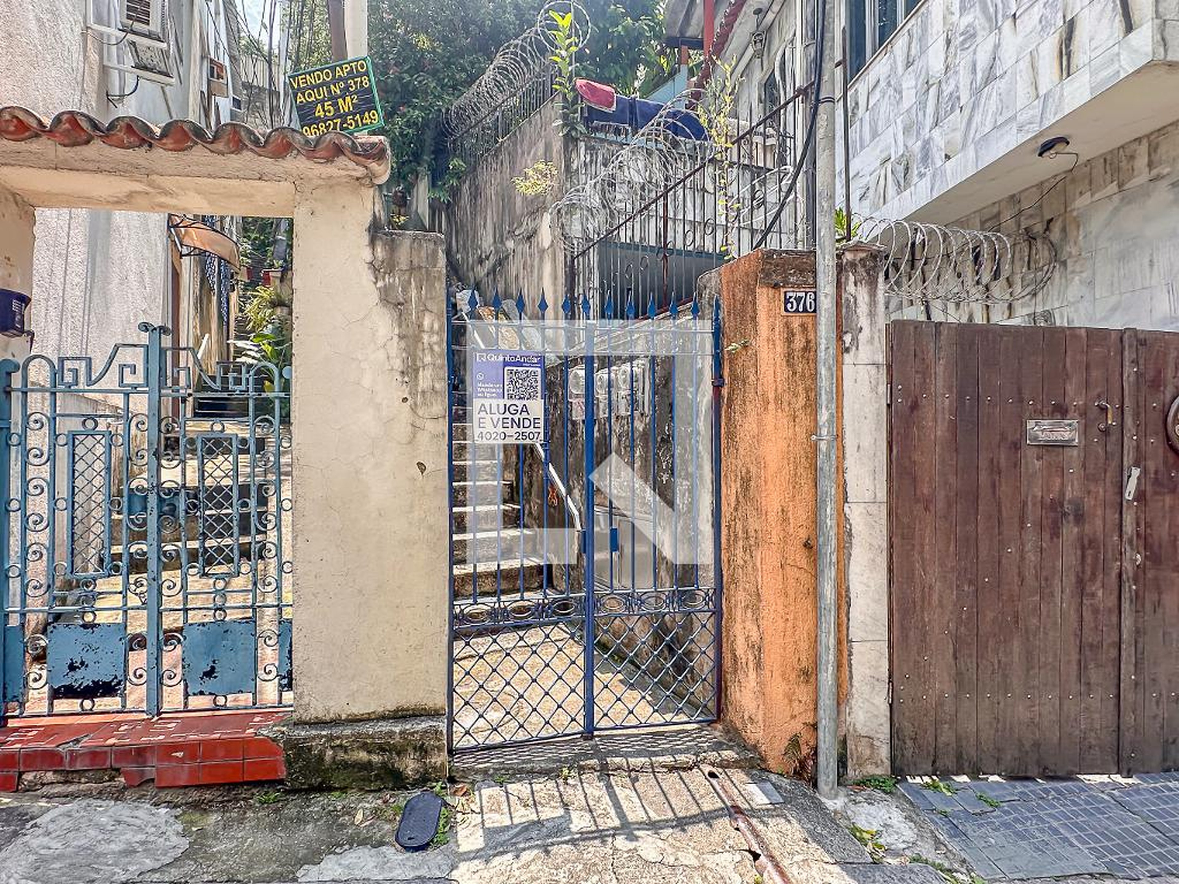 Fachada Condomínio em Rua Mundo Novo, 376