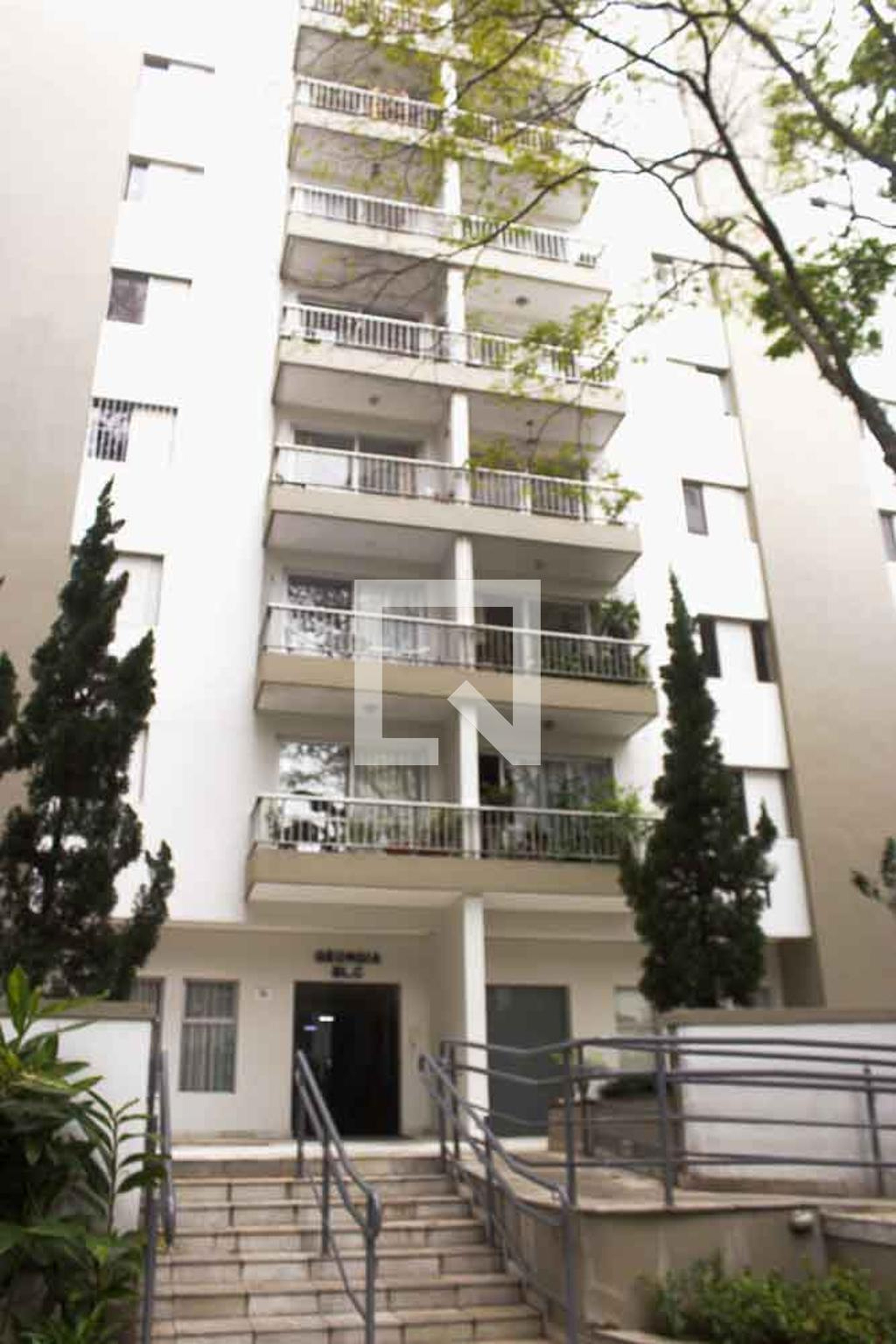 Fachada do Prédio Condomínio Forest Hills Park