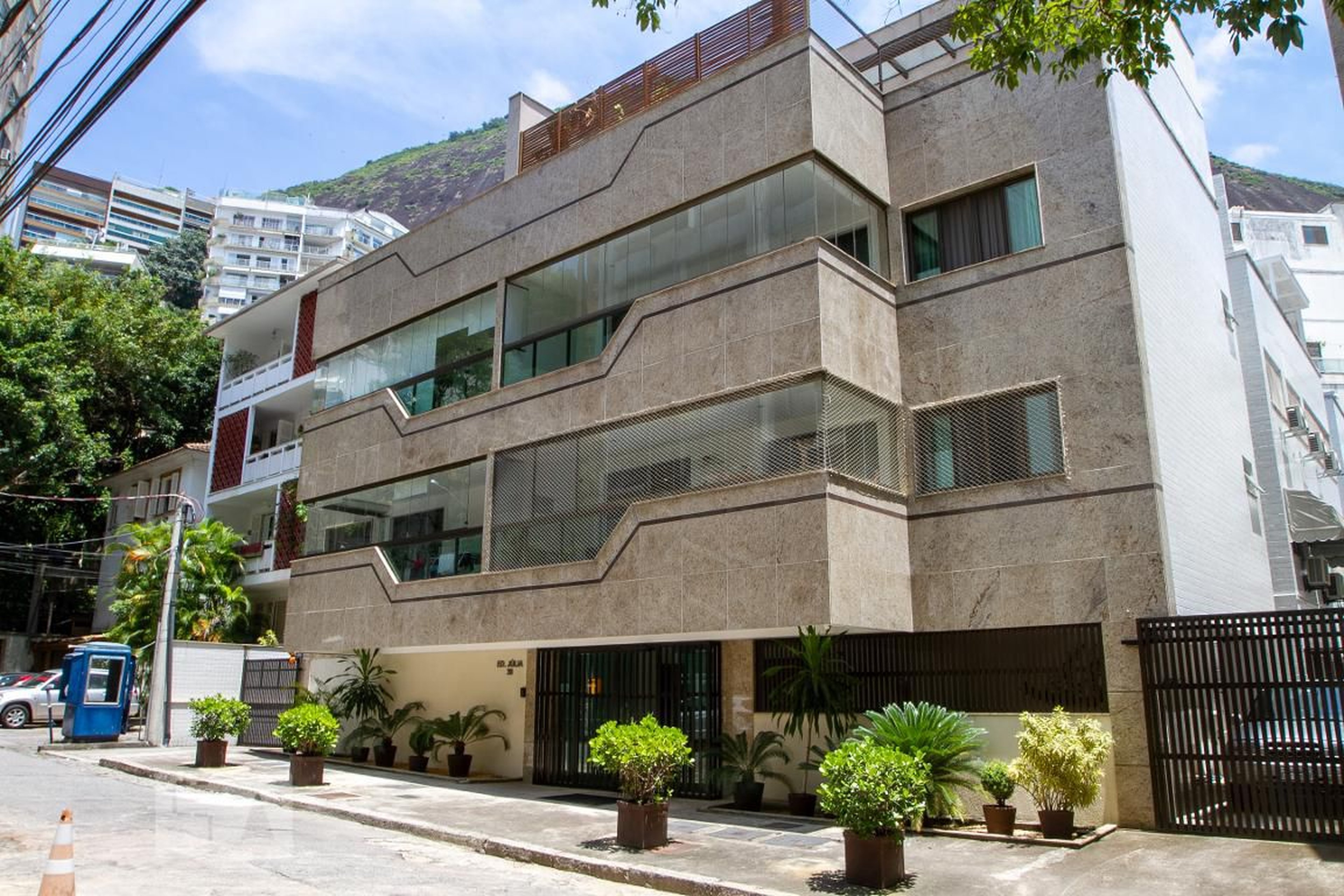 Fachada do Prédio Edifício Julia