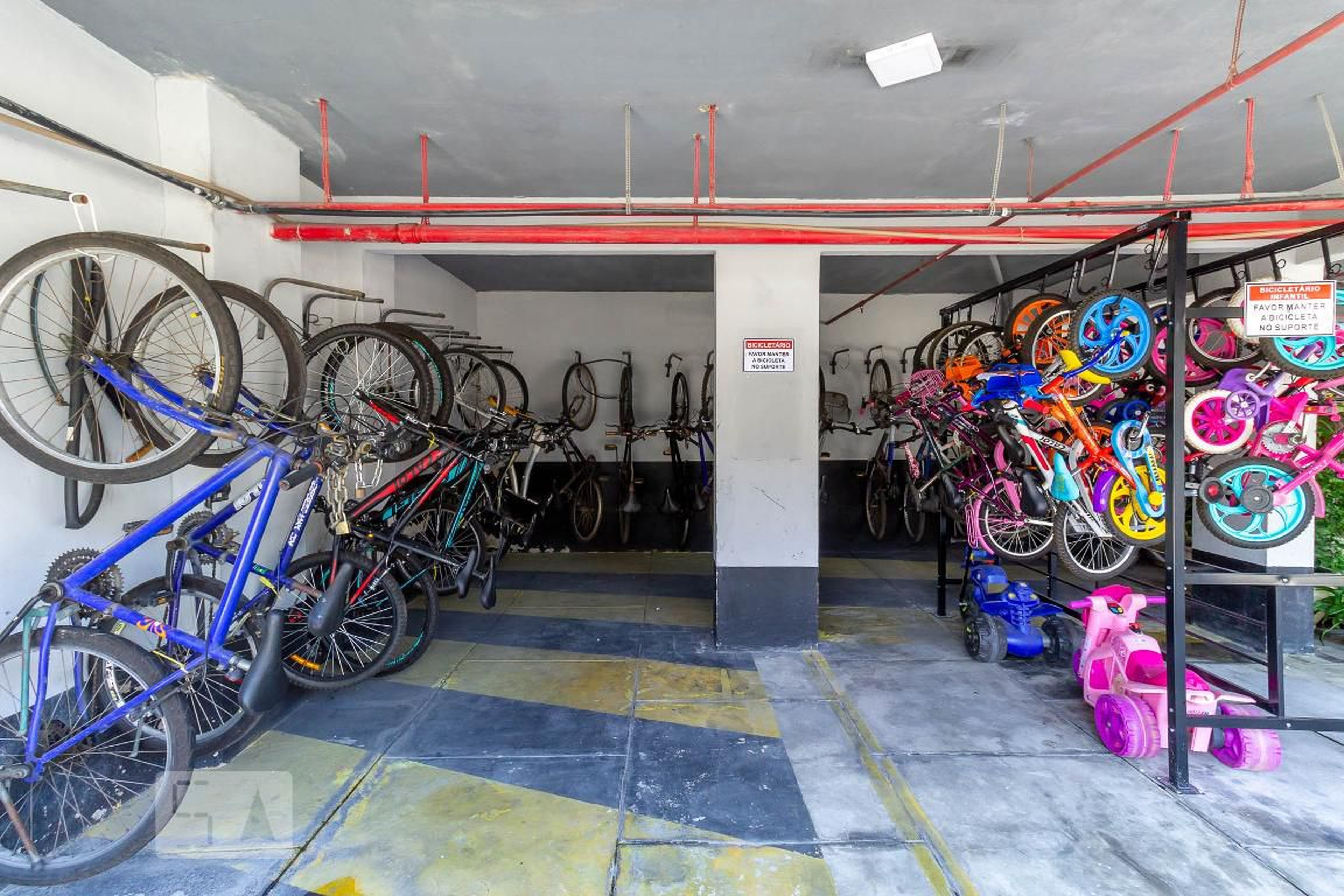 Bicicletário - Edifício Geribá