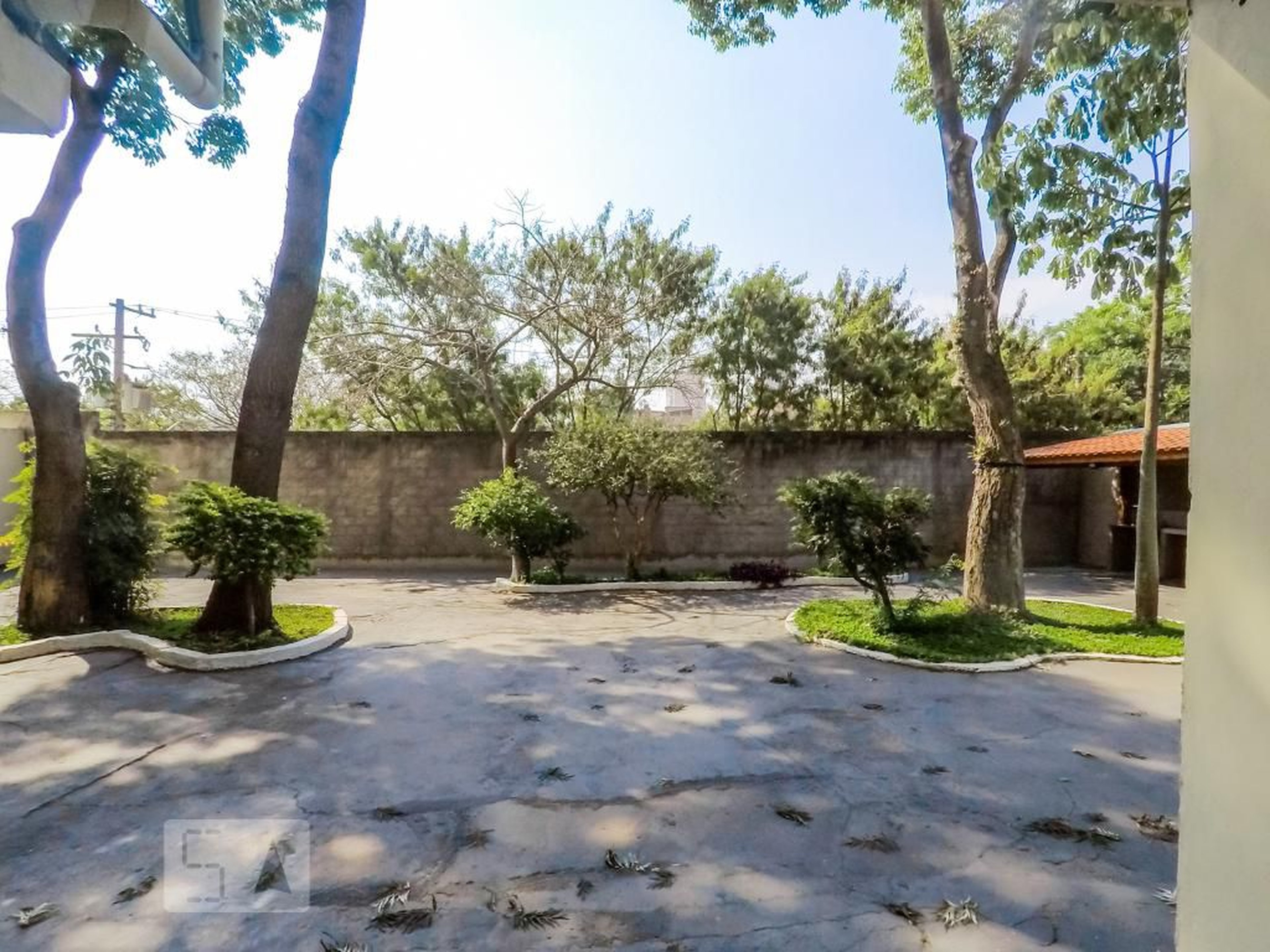 Área Externa - Edifício Topazio