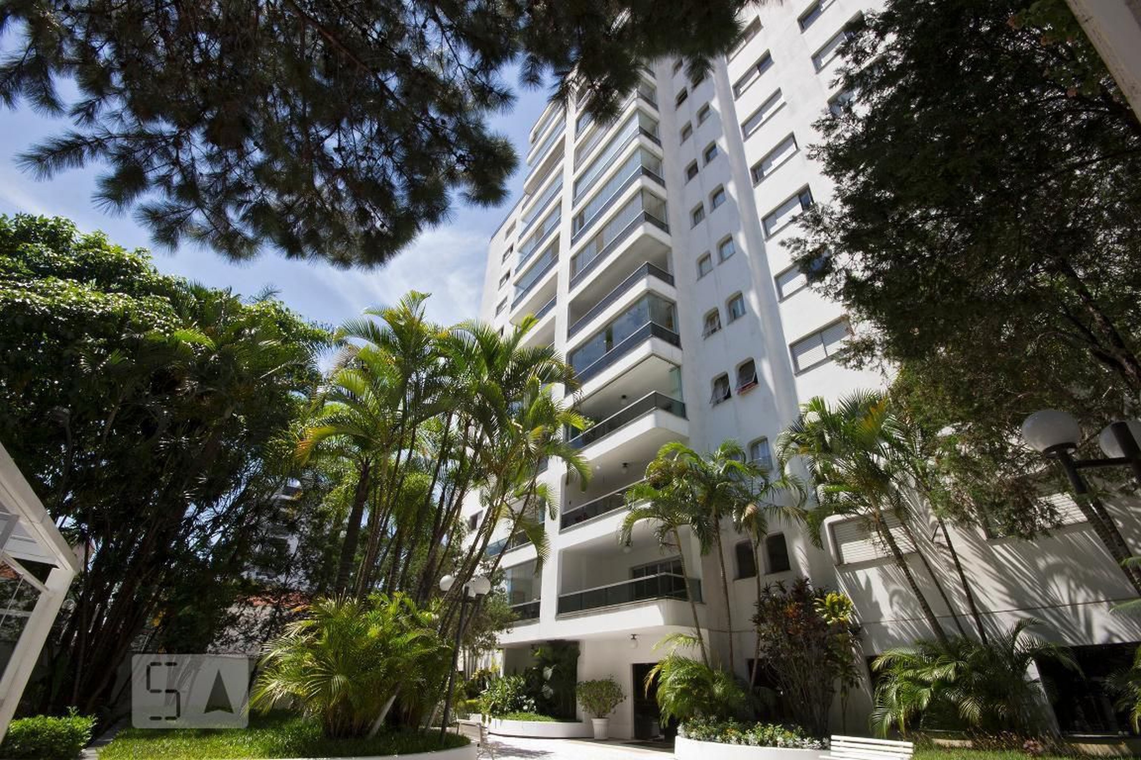 Fachada Condomínio Palazzo Isola Doro