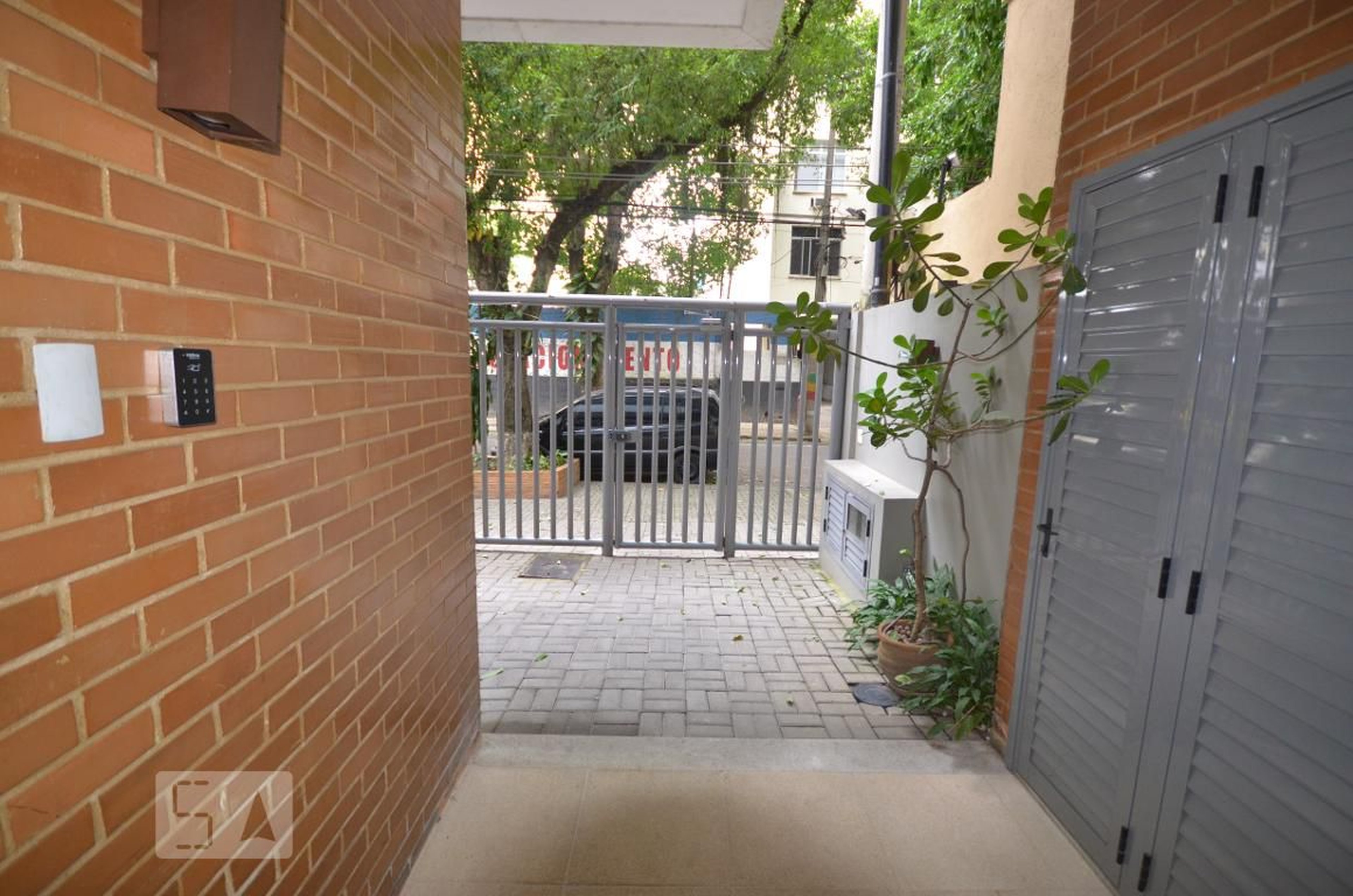 Entrada do prédio - Alto Sorocaba