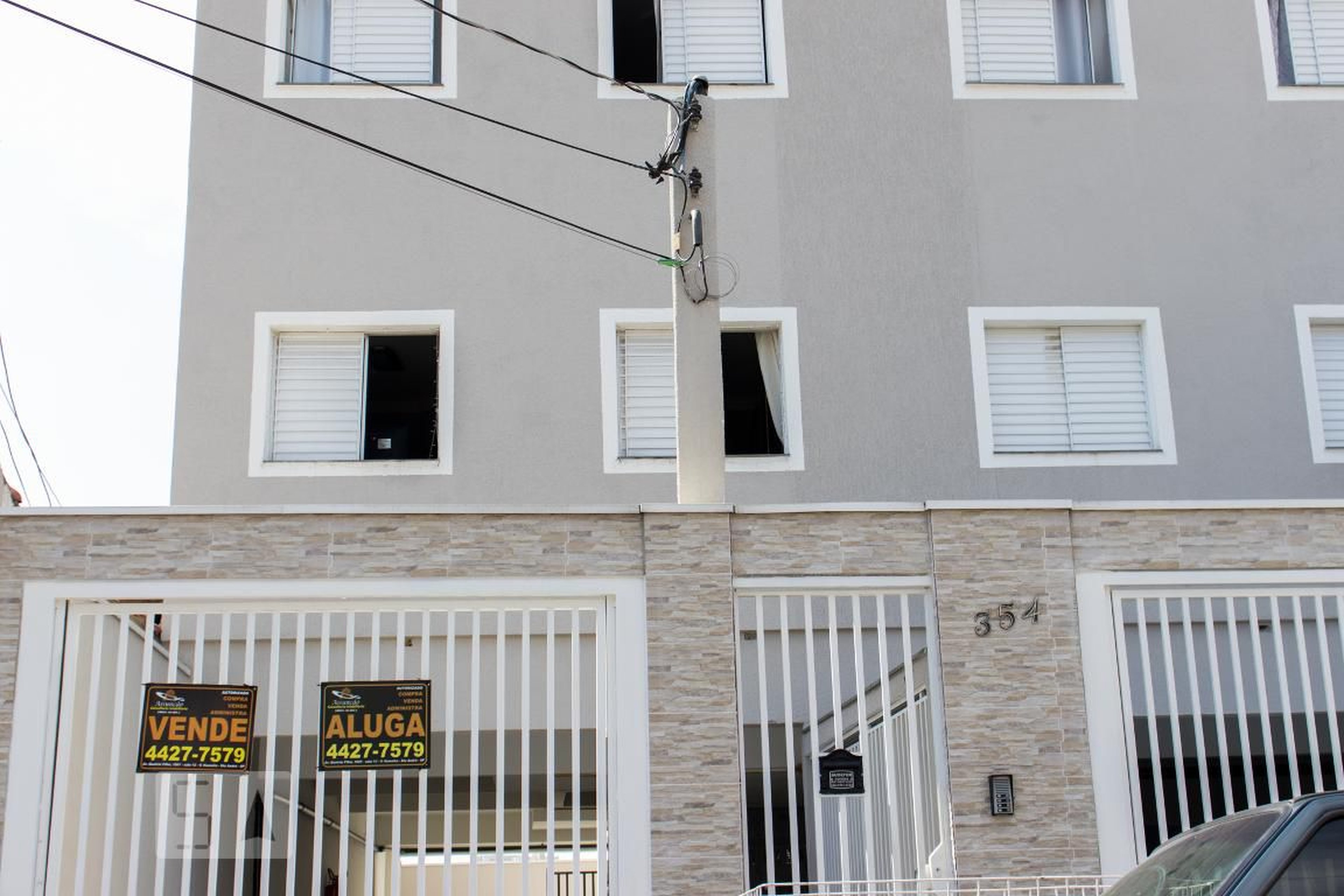 Fachada Condomínio em Rua Tomás de Carvalho, 354