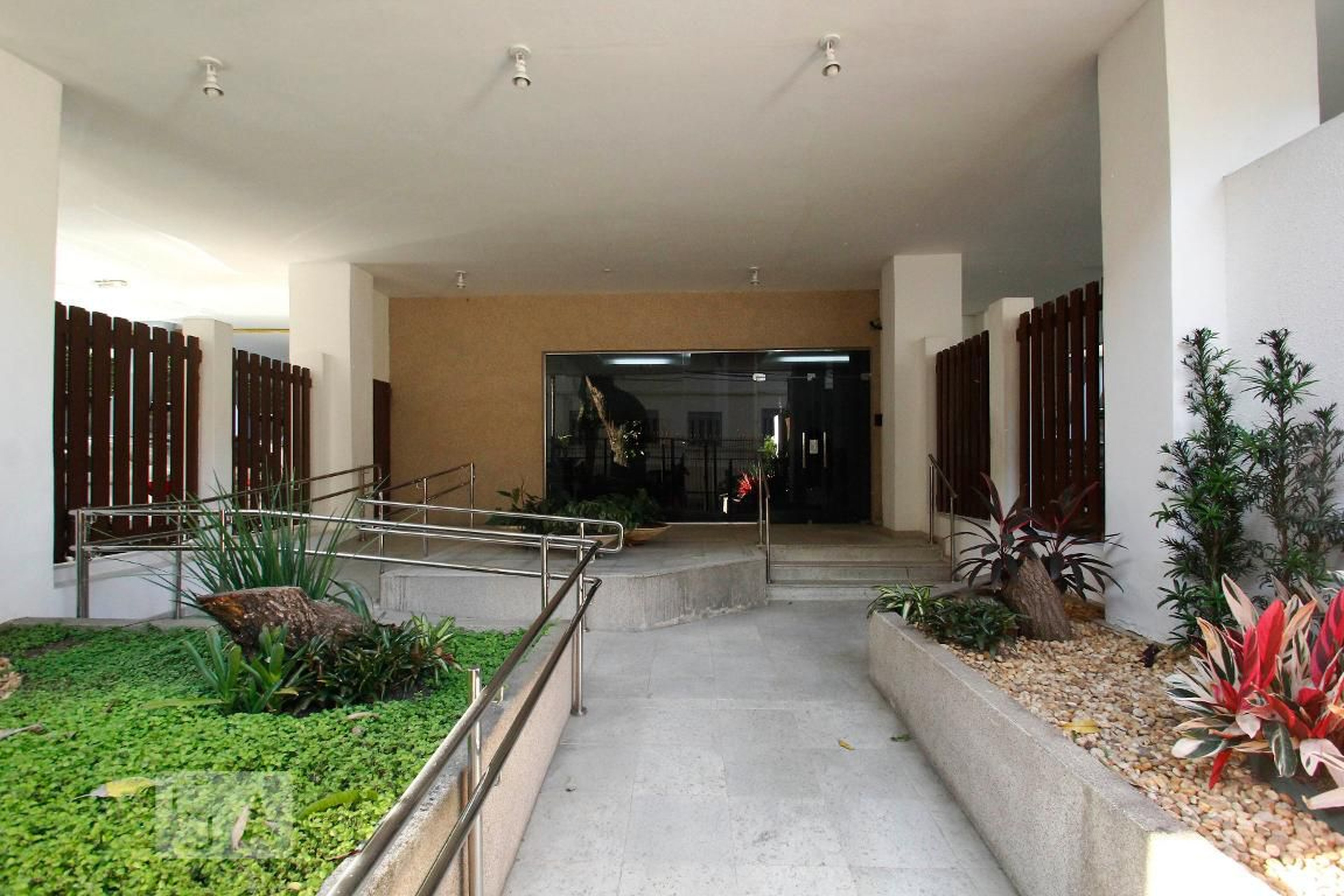 Entrada - Edifício Pereira da Silva