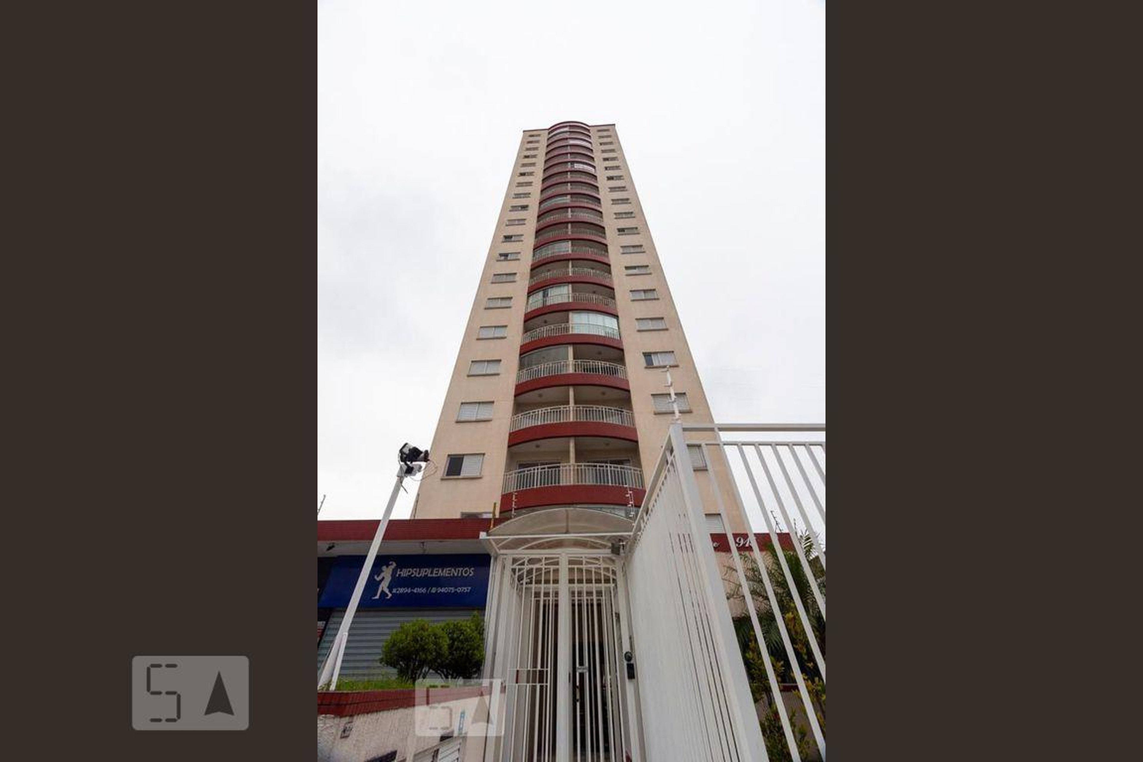 Prédio Condomínio Coral Place
