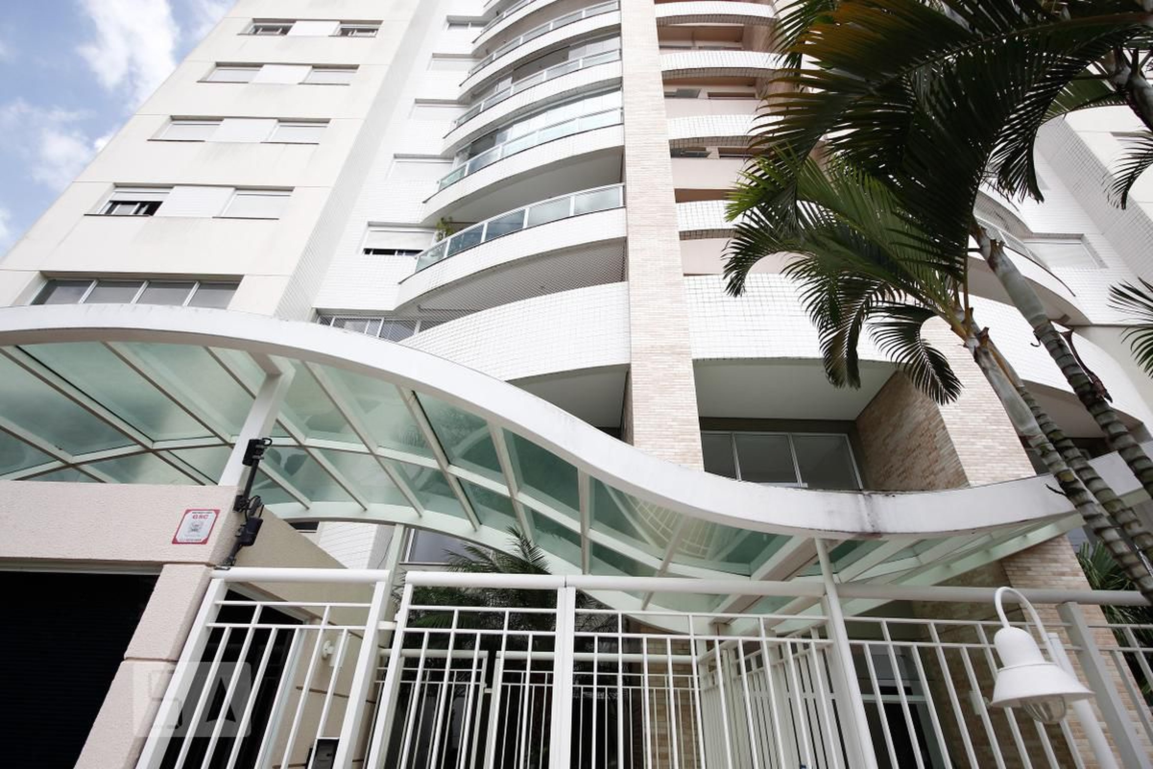 Fachada do Prédio Condomínio Ibiza