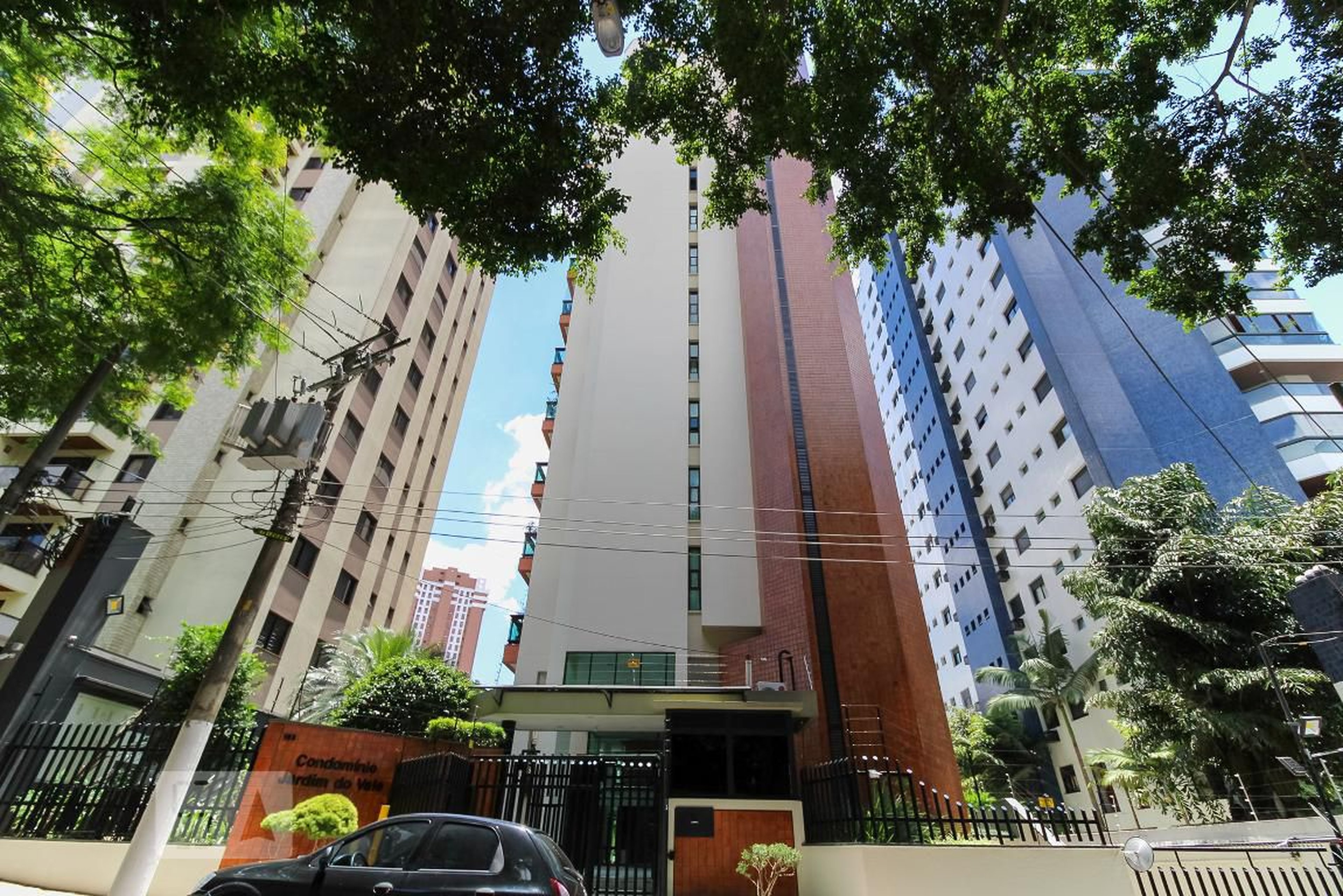 Fachada Condomínio Jardim do Vale