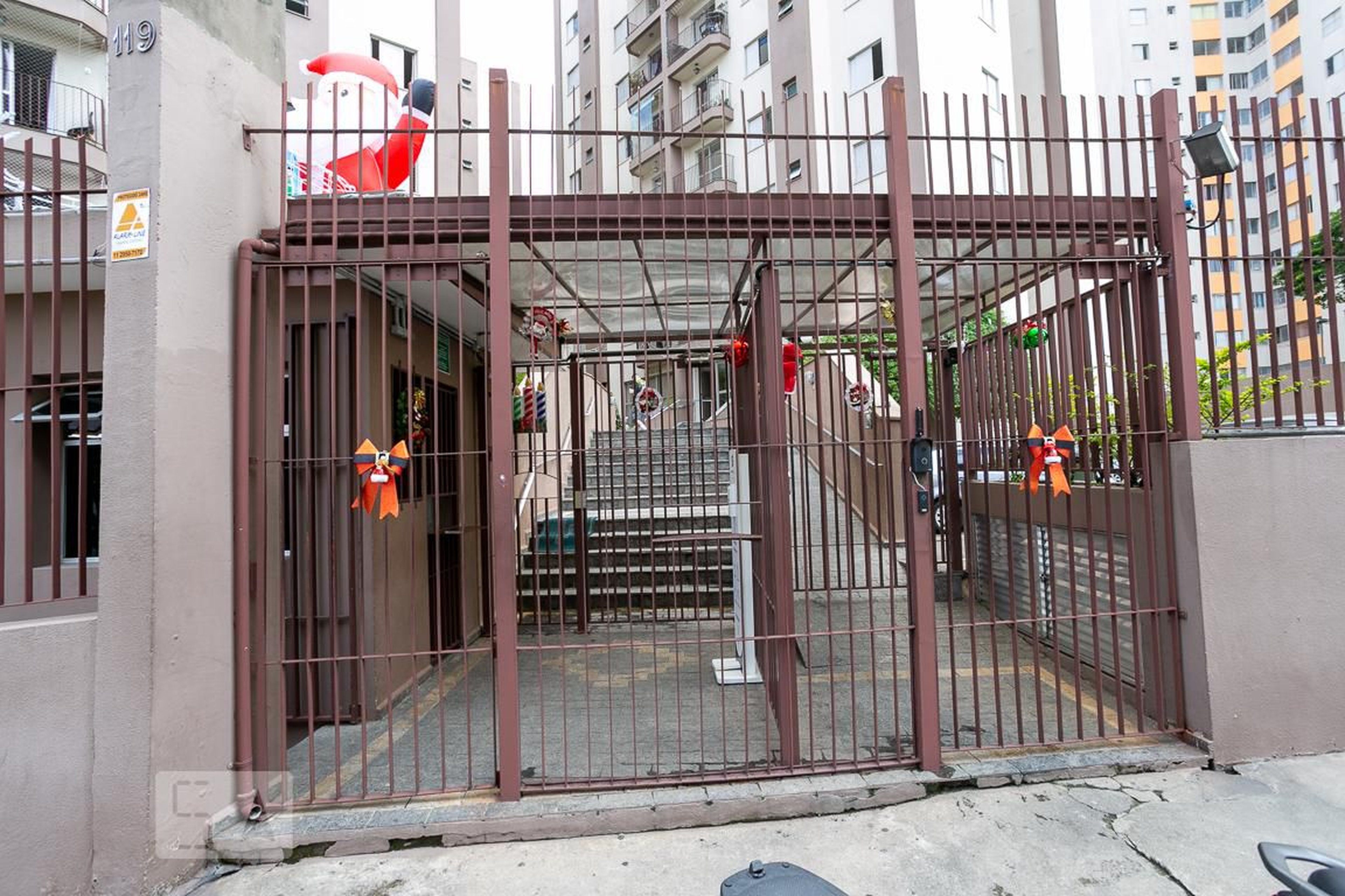 Fachada do Condomínio Edifício Residencial Monte Verde