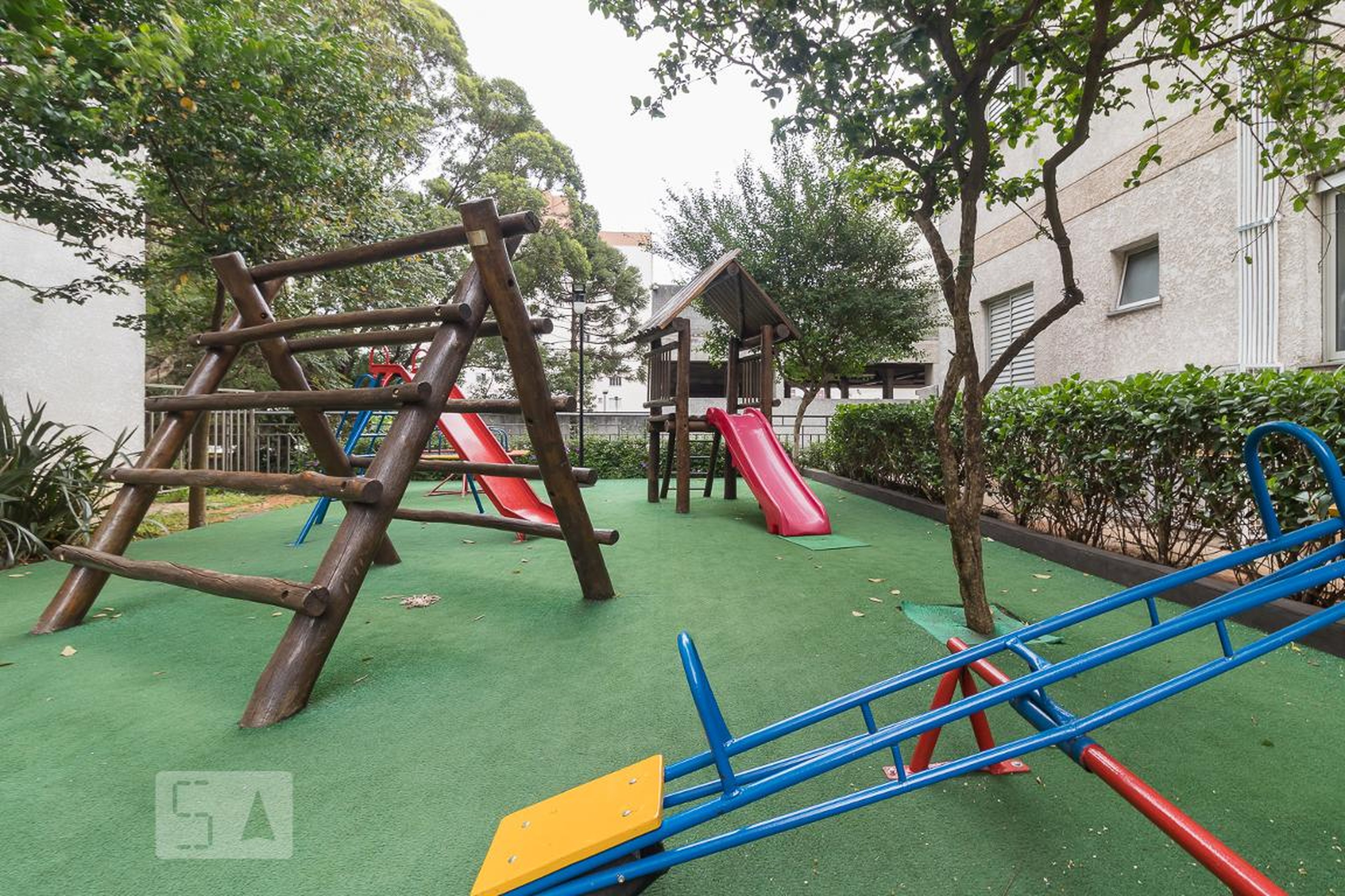 Playground - Residencial Floriza