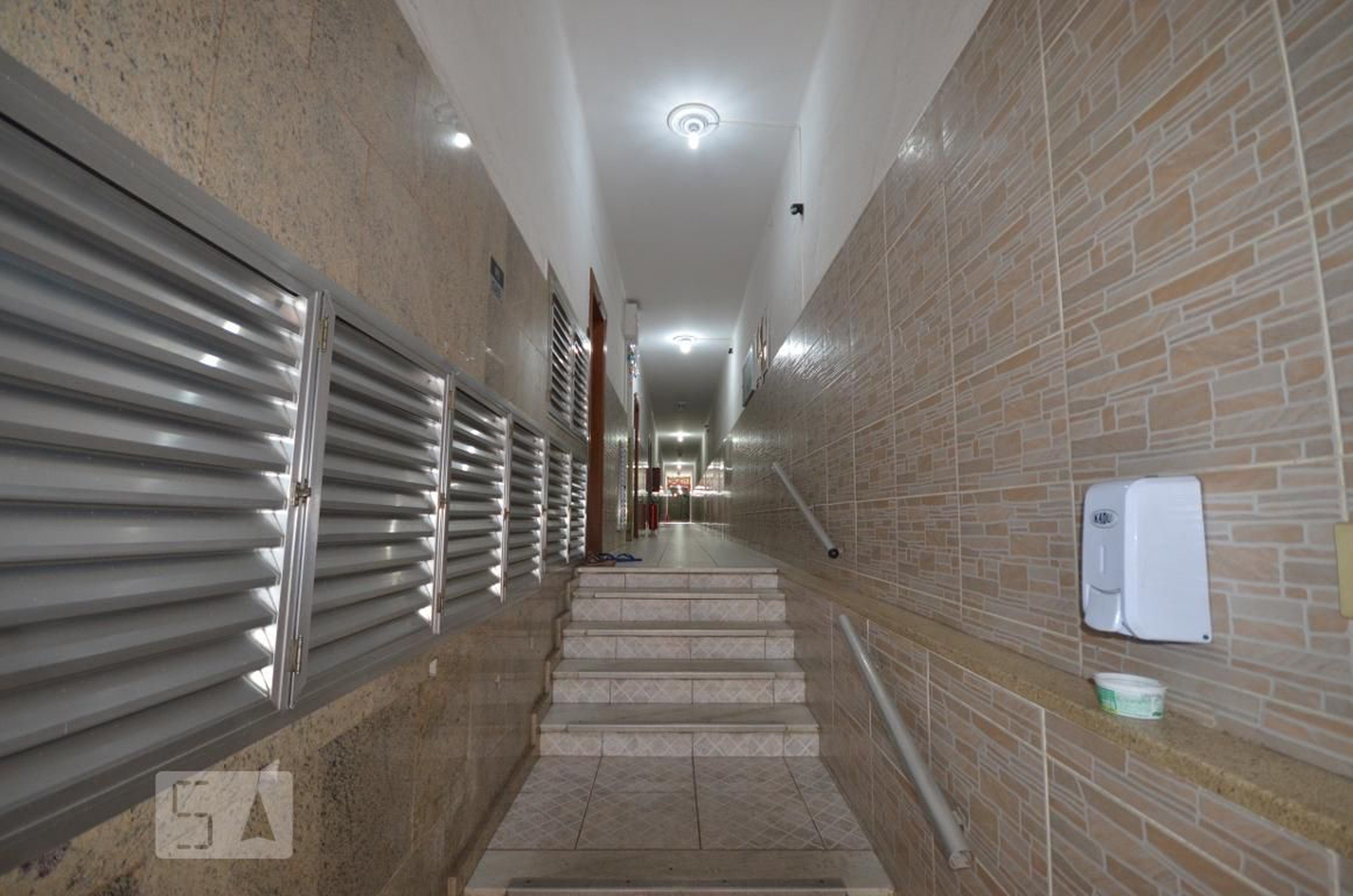 Entrada do predio - Andre Cavalcanti