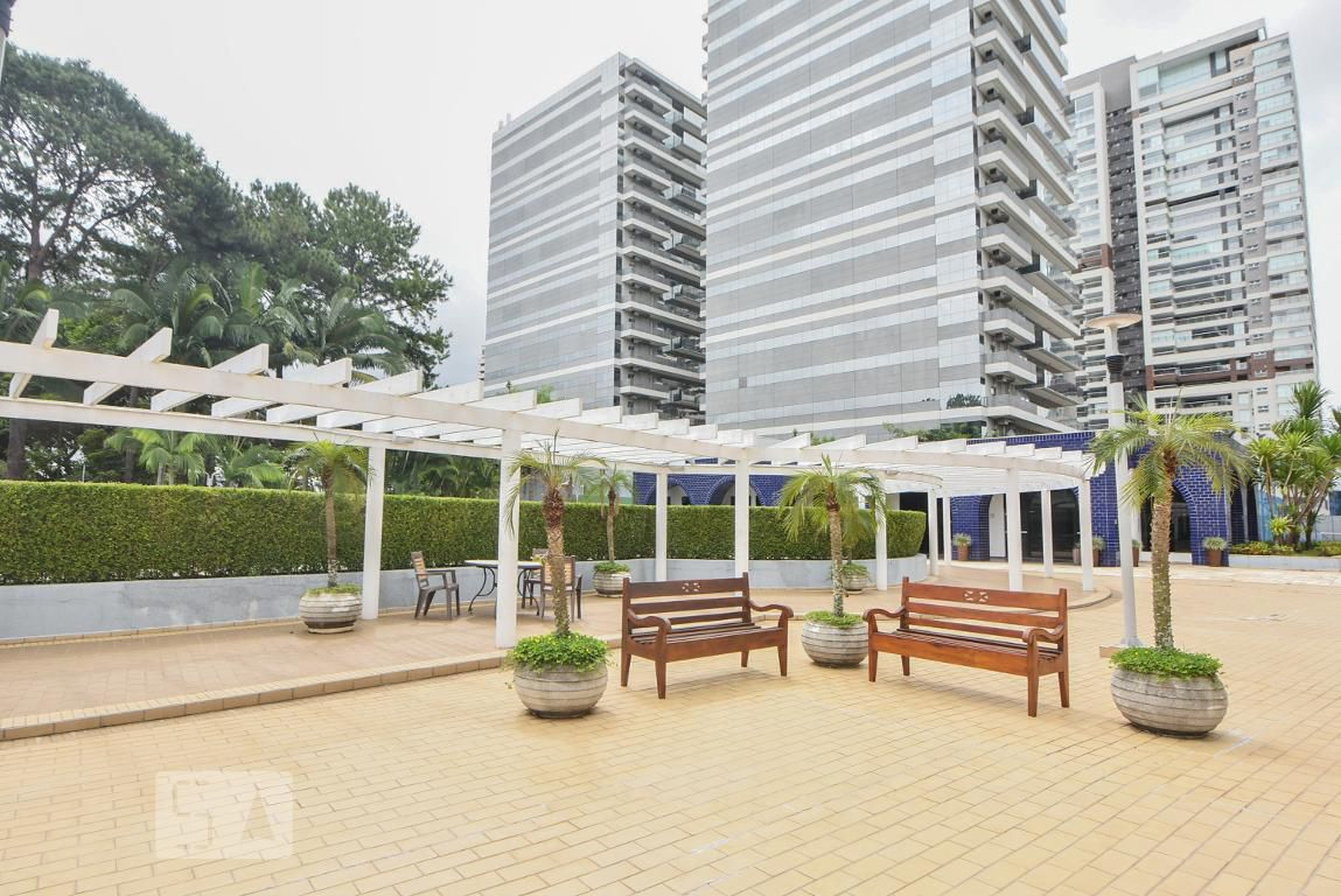 Condomínio - Palais DES Sports