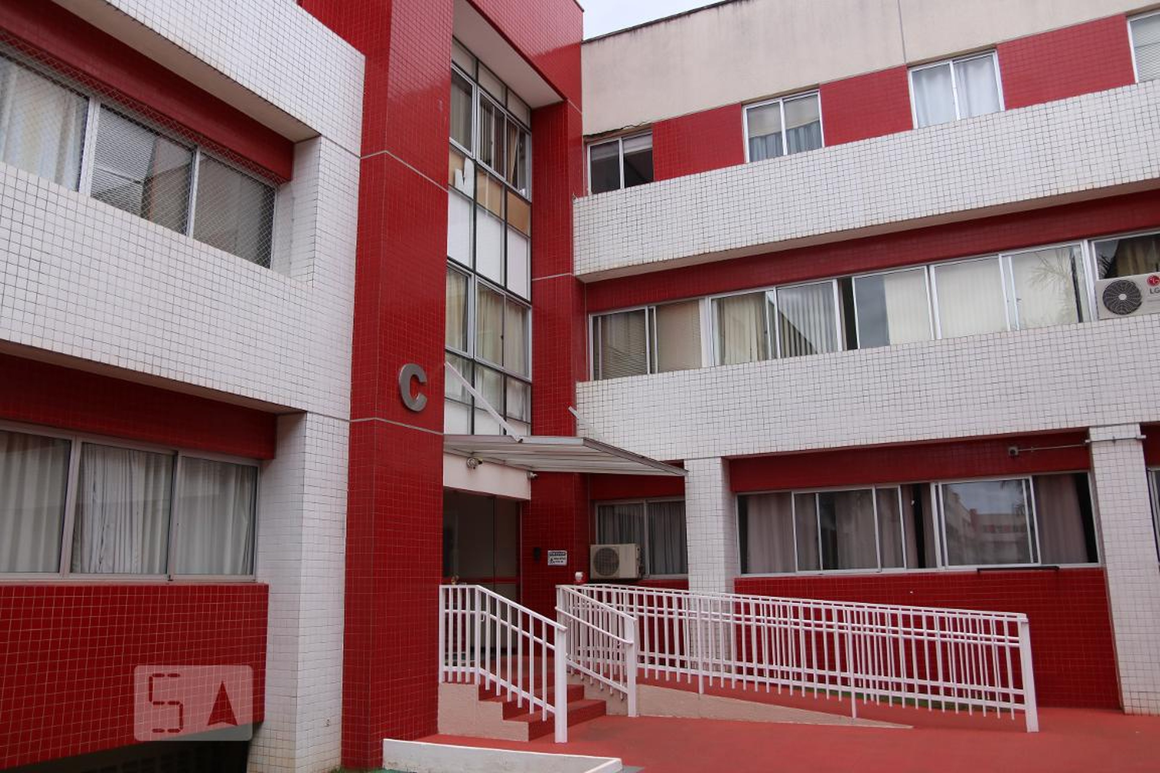 Entrada - Studios 906
