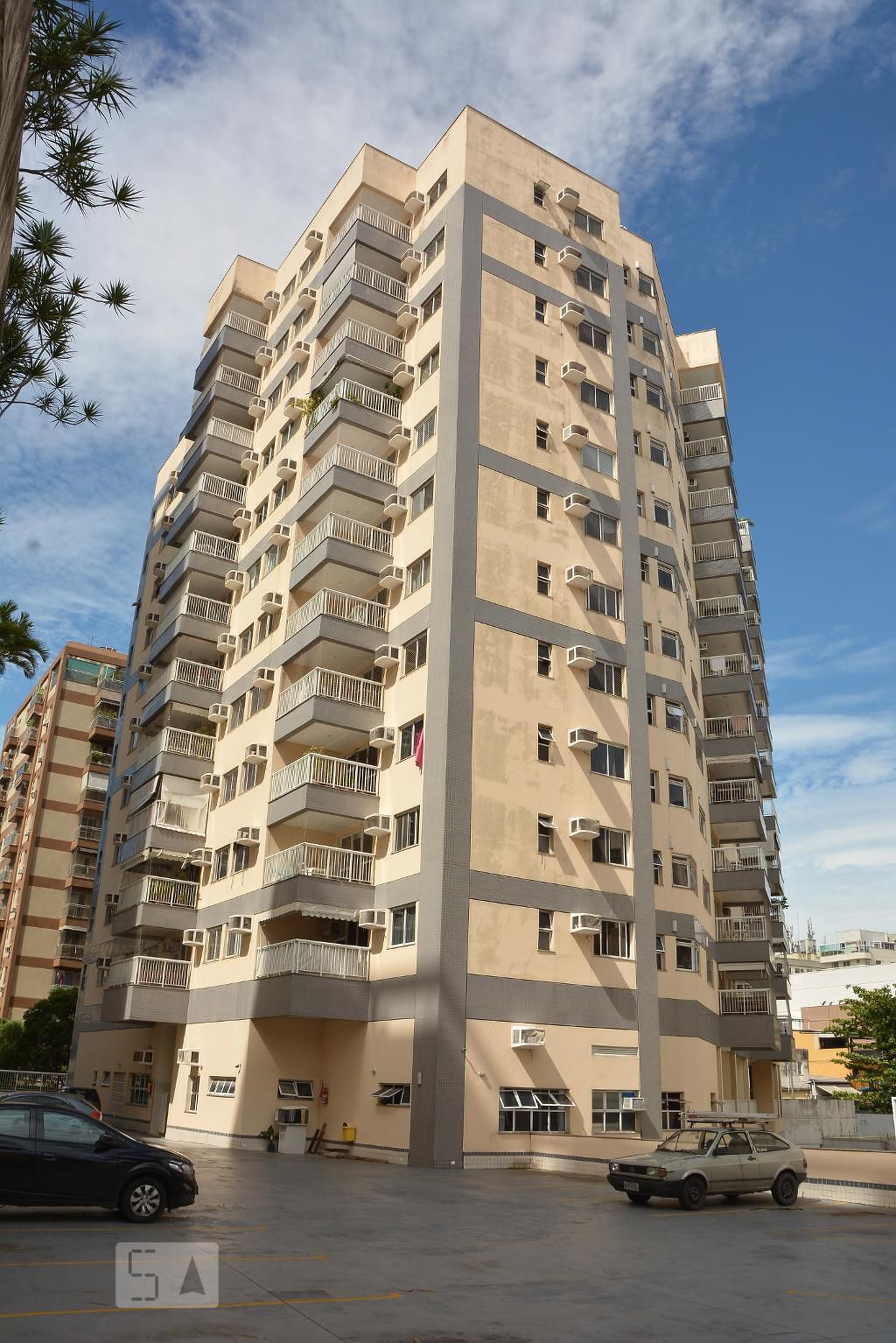 Condomínio - Edifício Vivendas do Parque