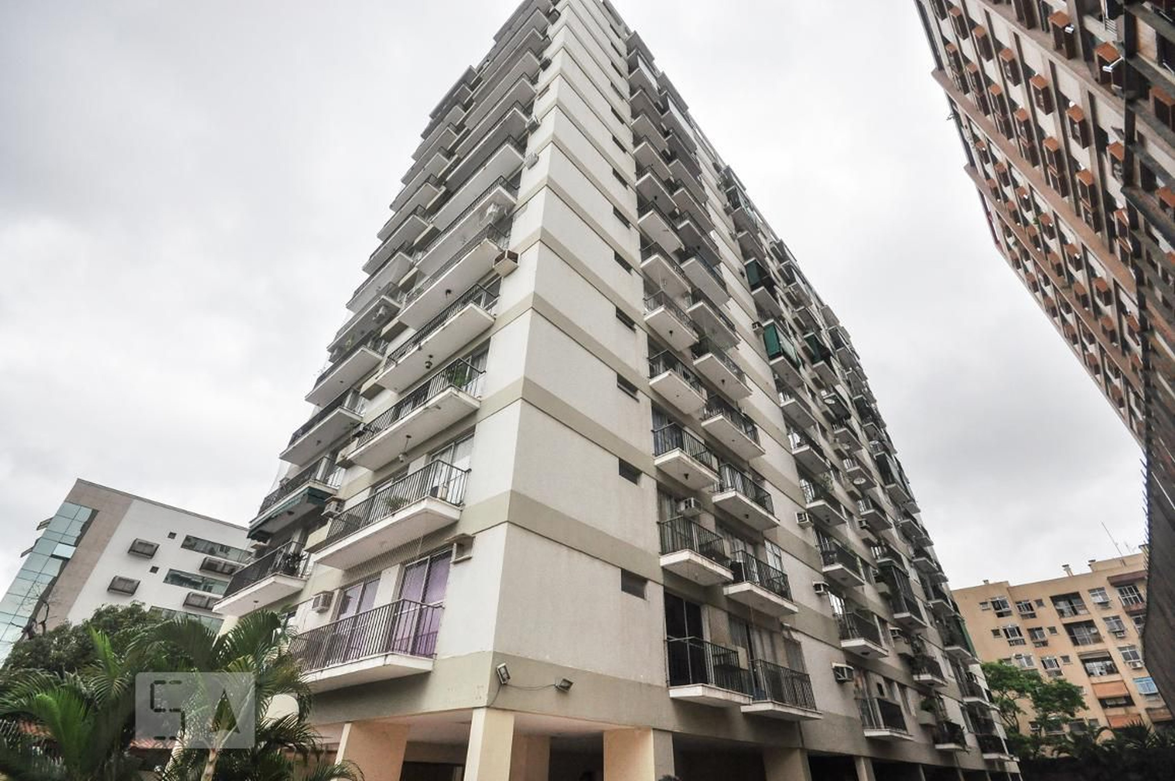 Fachada do Condomínio Condomínio Santa Mônica