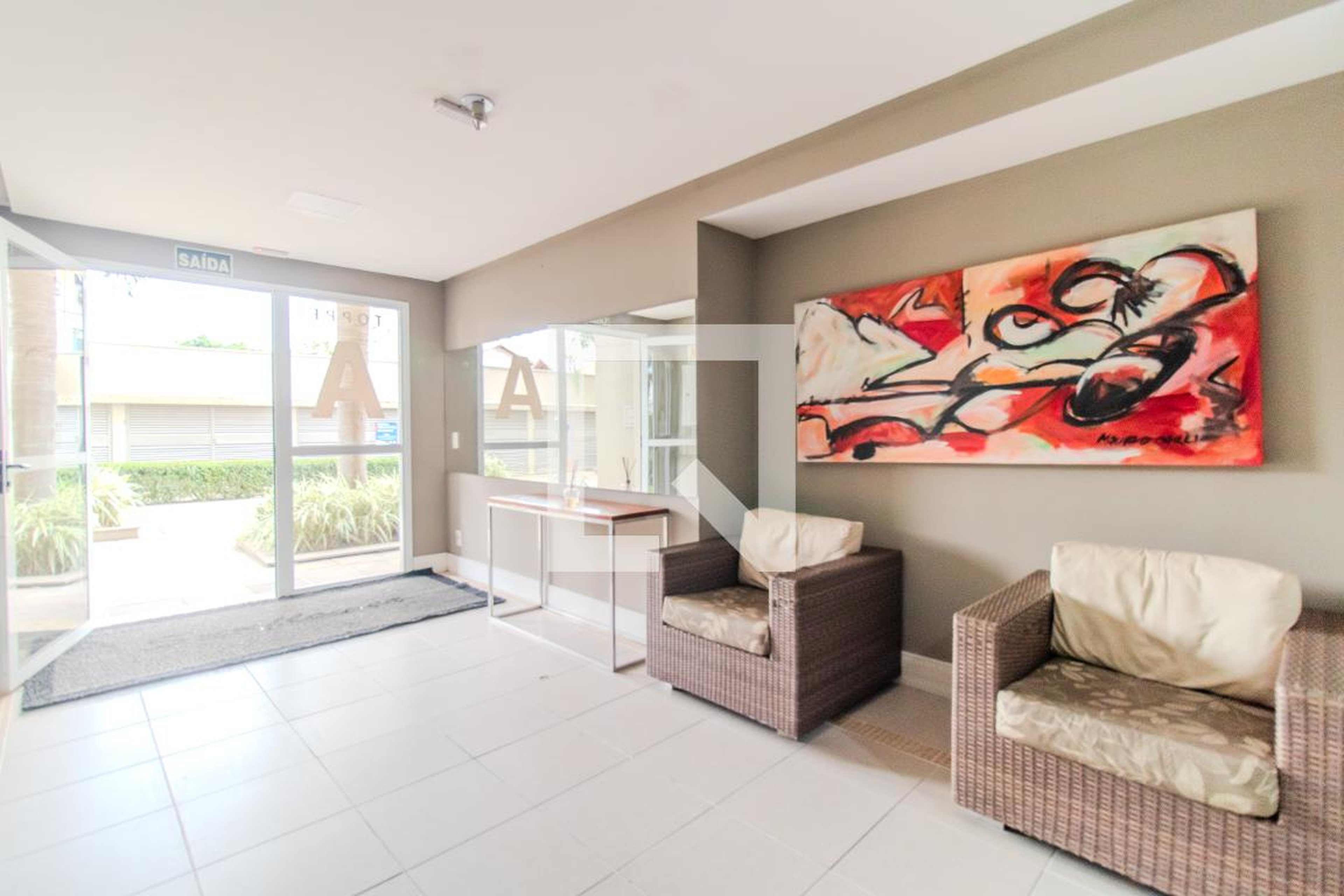 Hall social - The Sun