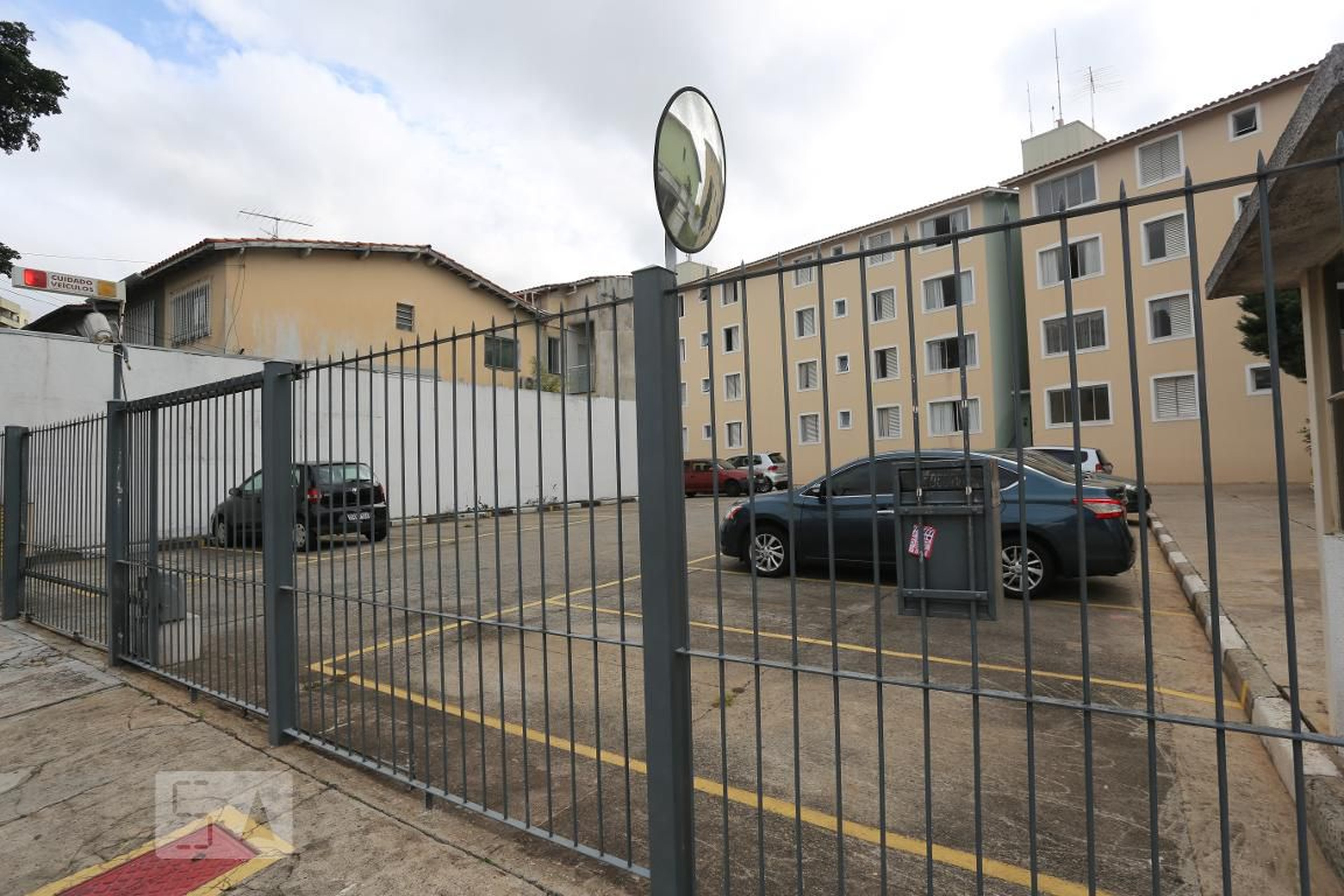 Fachada do Condomínio Edifício Lilian III