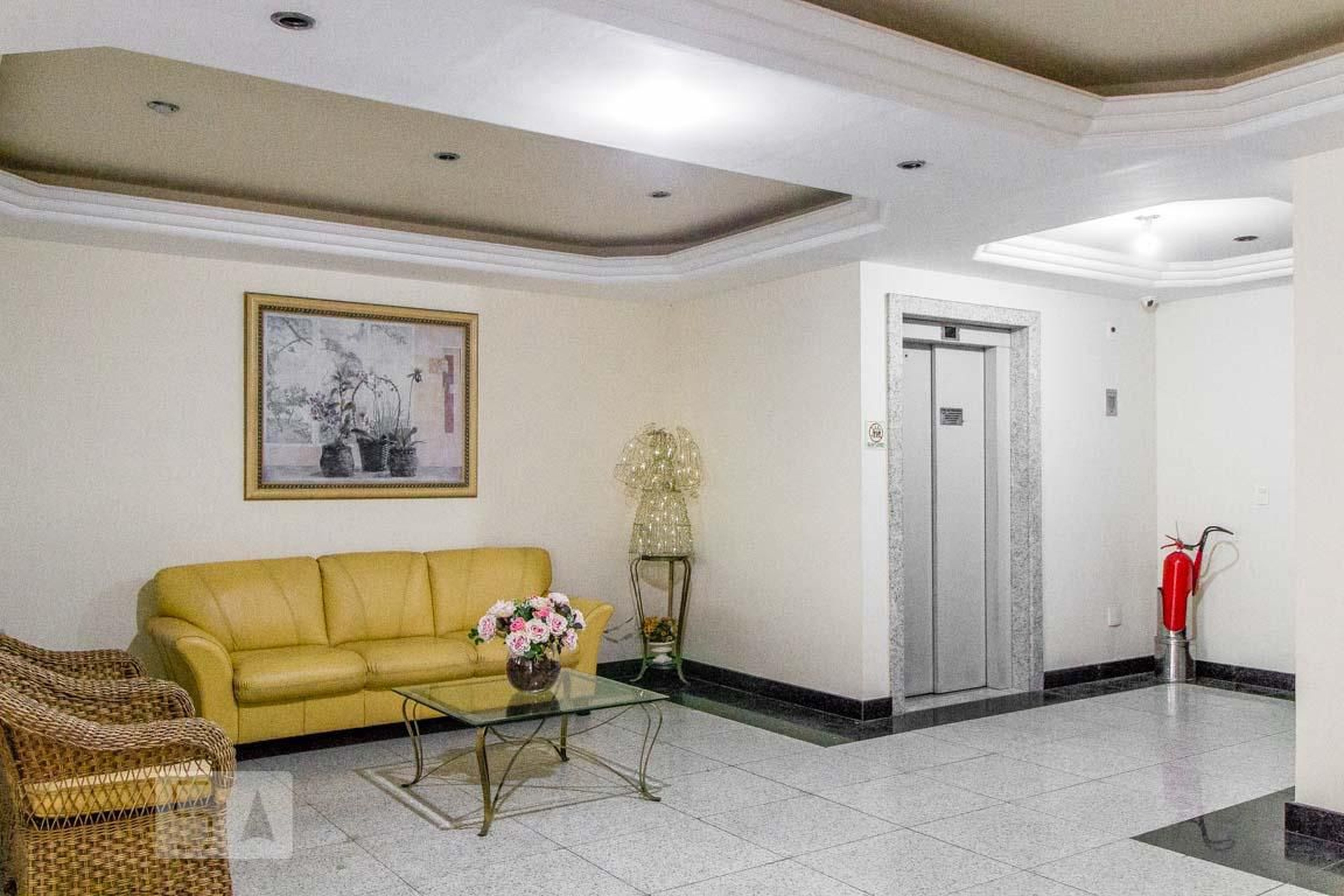 Hall de Entrada - Ignez Guedes Pinheiro