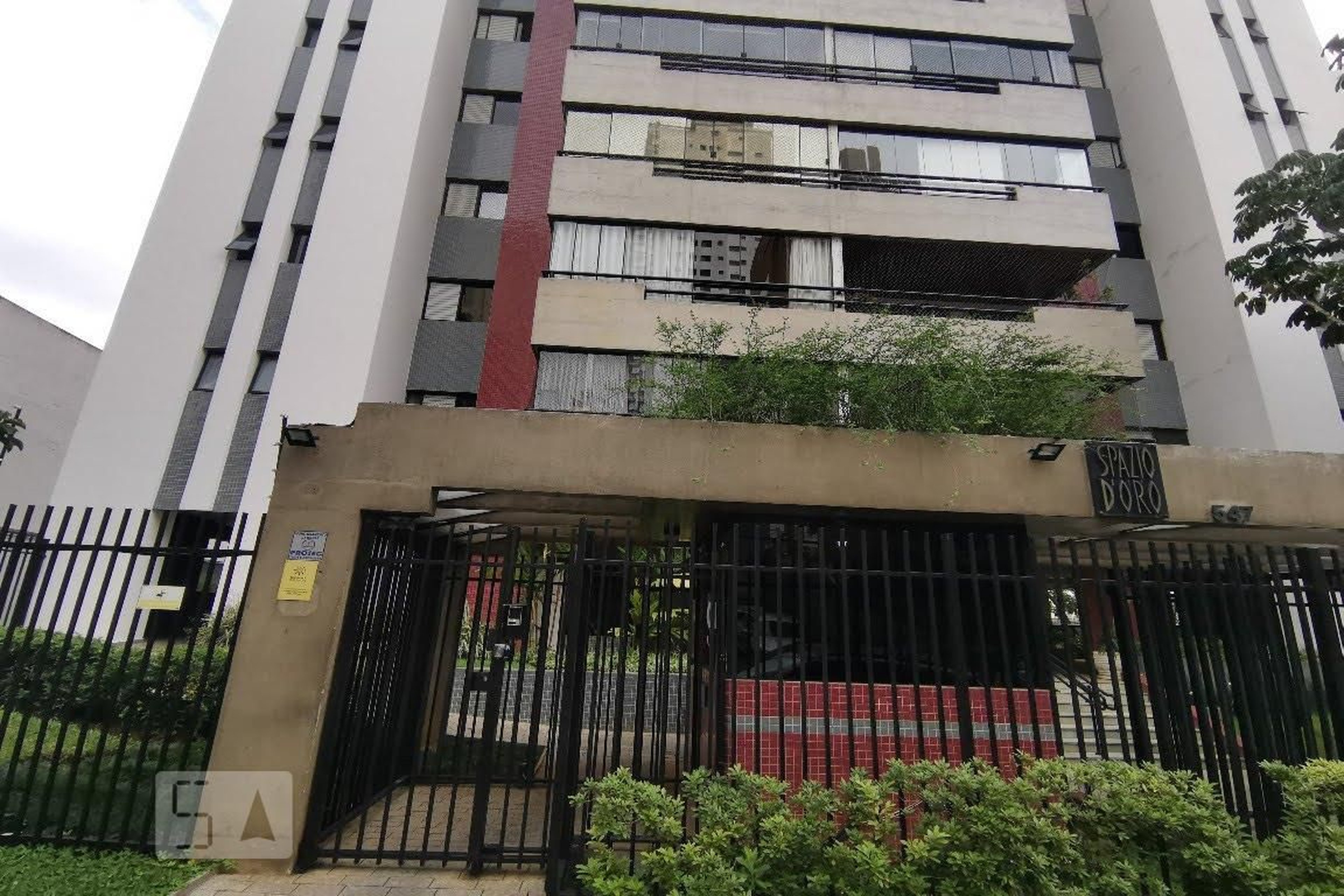 Fachada do Condomínio Edifício Spazio DOuro