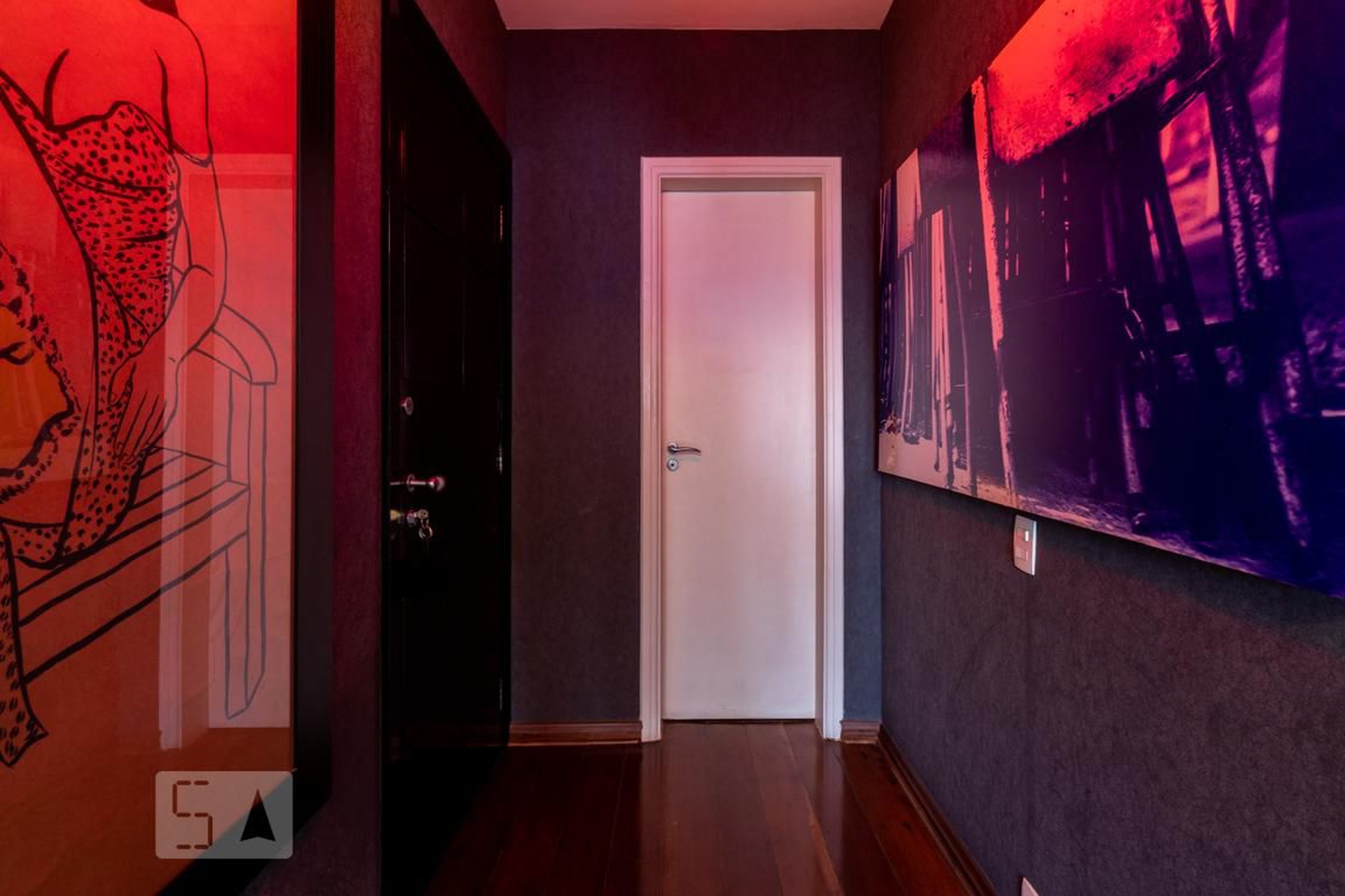 Hall Entrada - The Towers