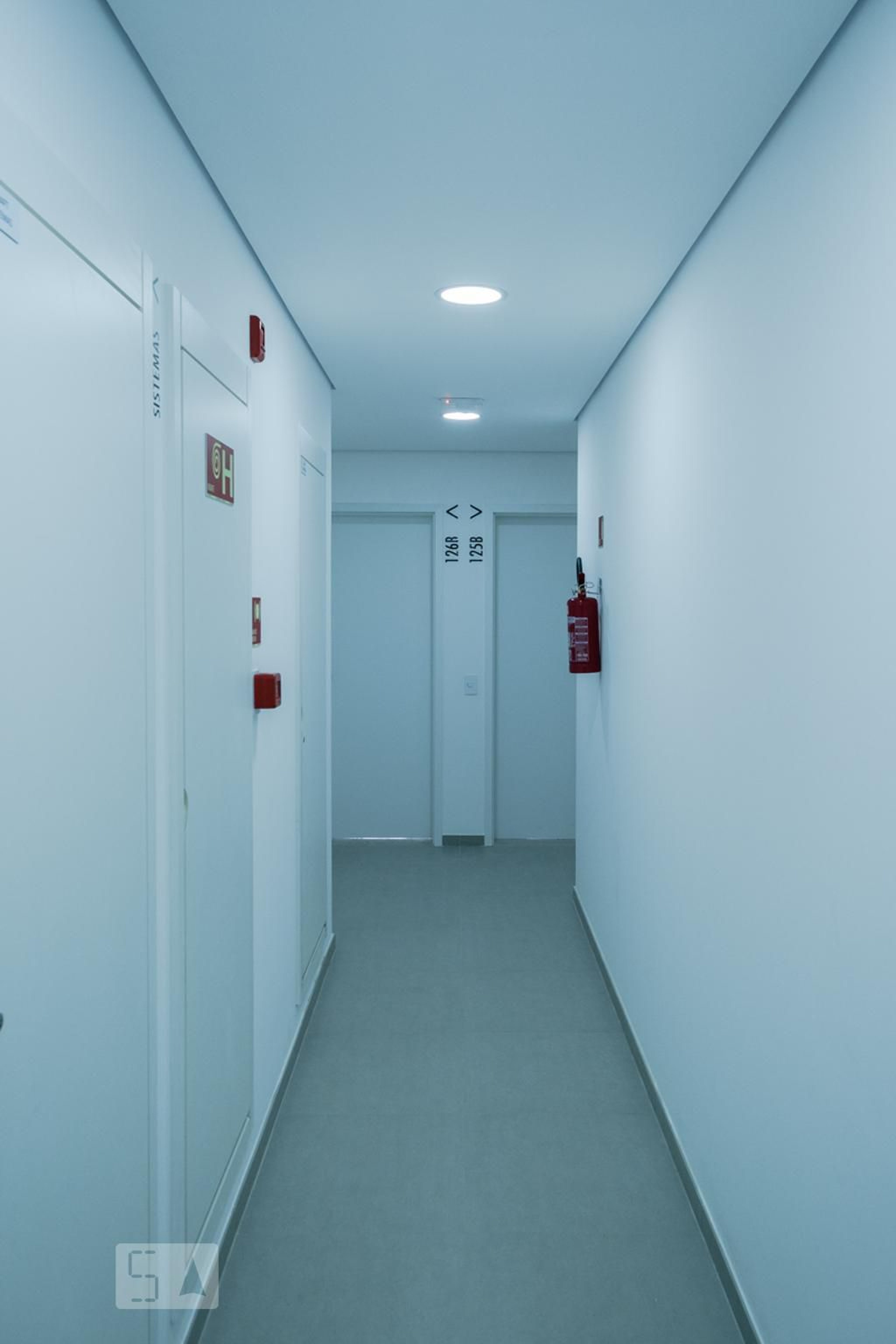 Hall de Entrada - You,Collection João Moura