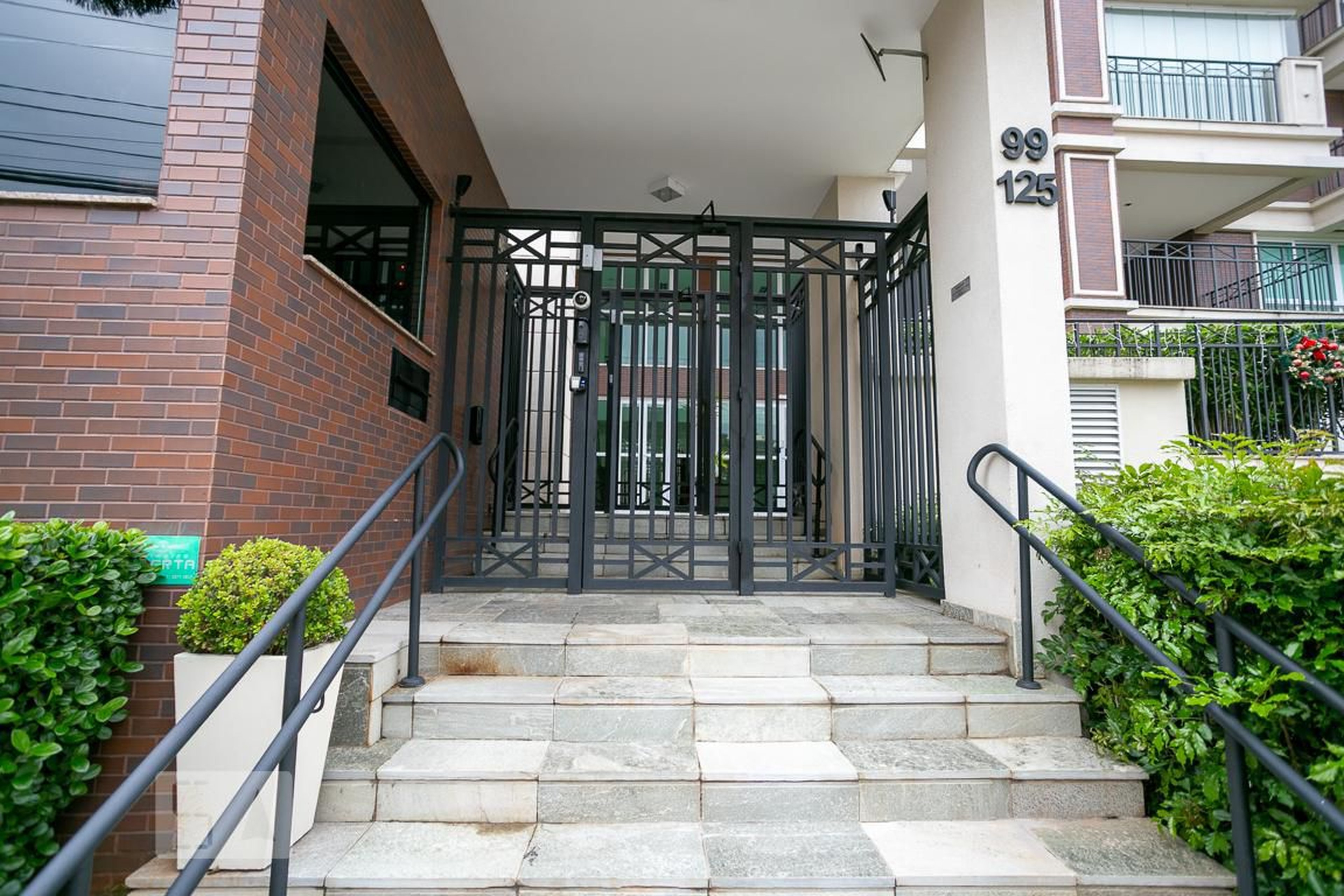 Fachada do Condomínio Condomínio Brasília Celebration